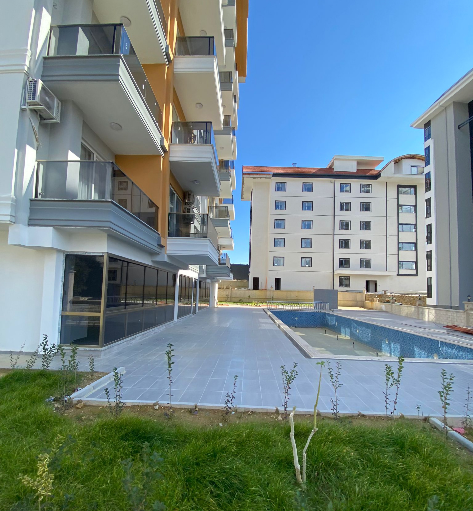 Luxuriöses 1+1 Apartment mit Bergblick in Avsallar, Alanya