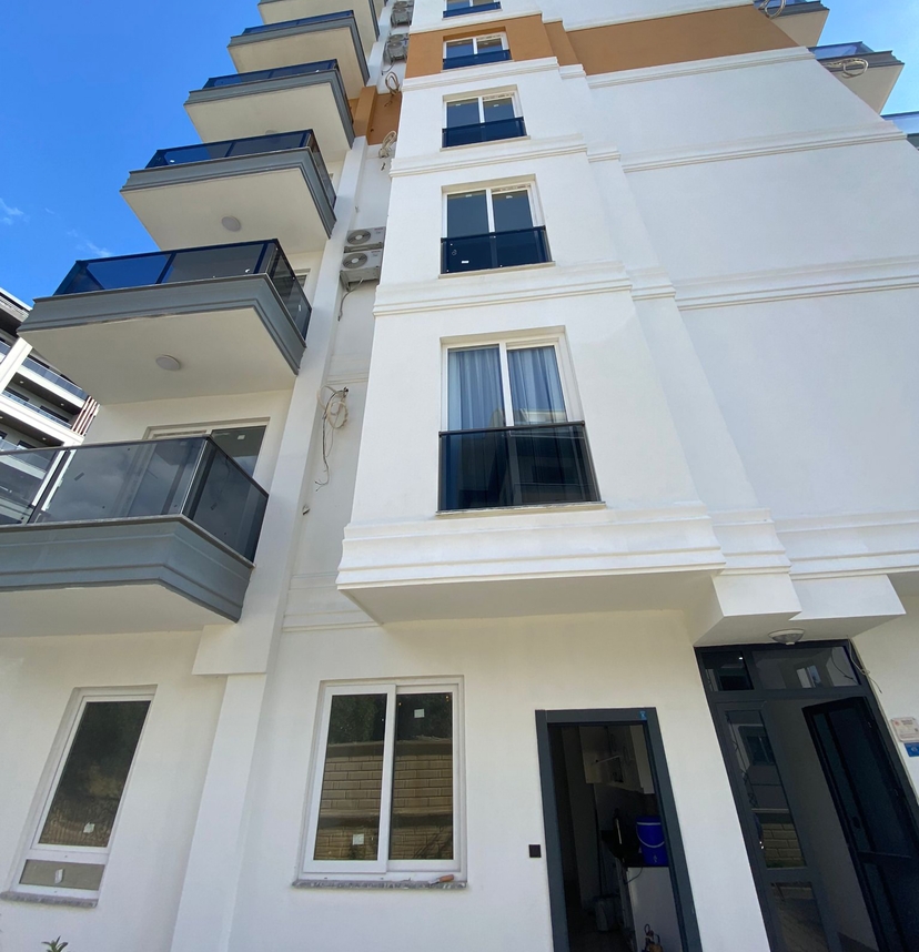 Luxuriöses 1+1 Apartment mit Bergblick in Avsallar, Alanya