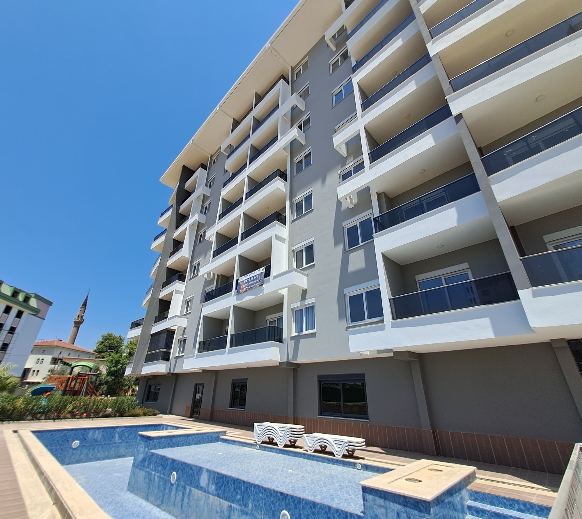 Роскошная 1+1 квартира с видом на горы, Авсаллар