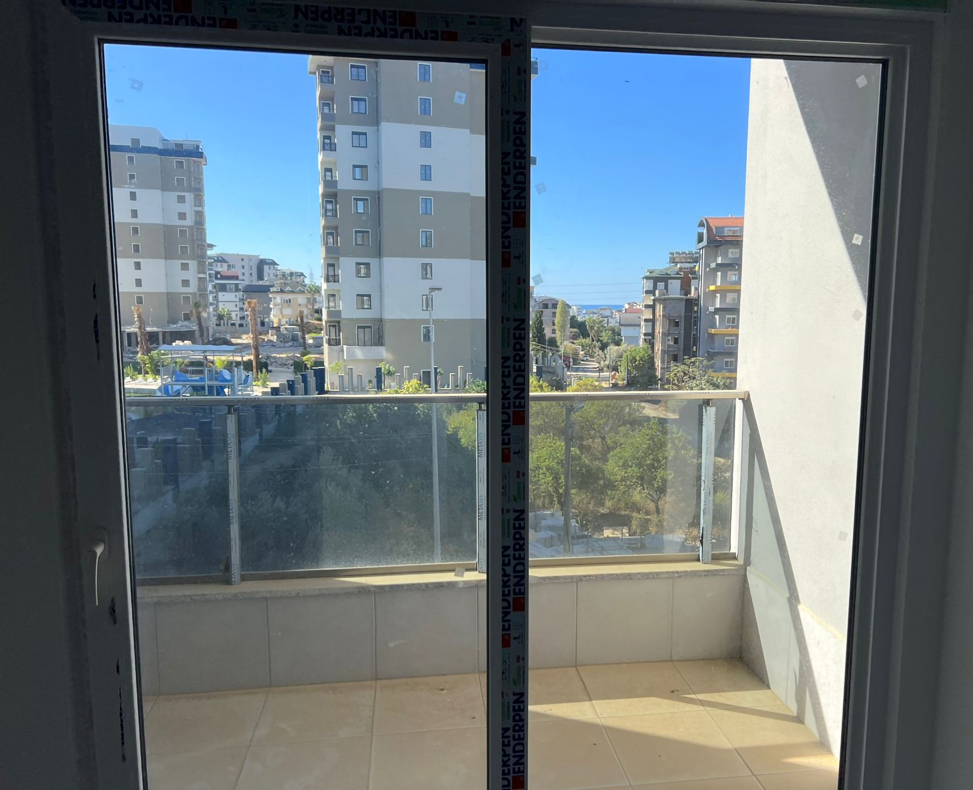 Роскошная 1+1 квартира с видом на горы, Авсаллар