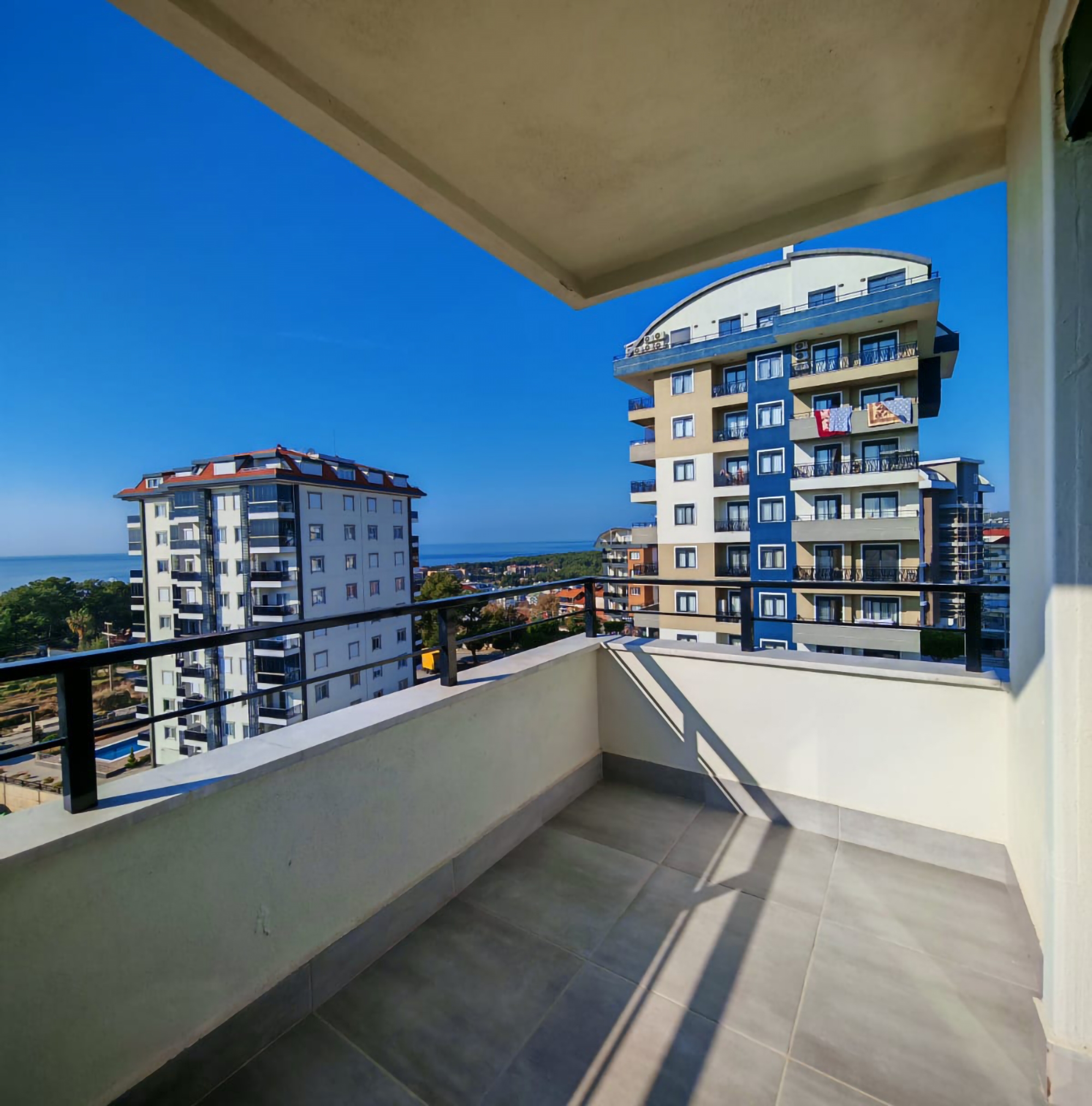 Luxury 1+1 Apartment with Sea and Mountain Views, Avsallar