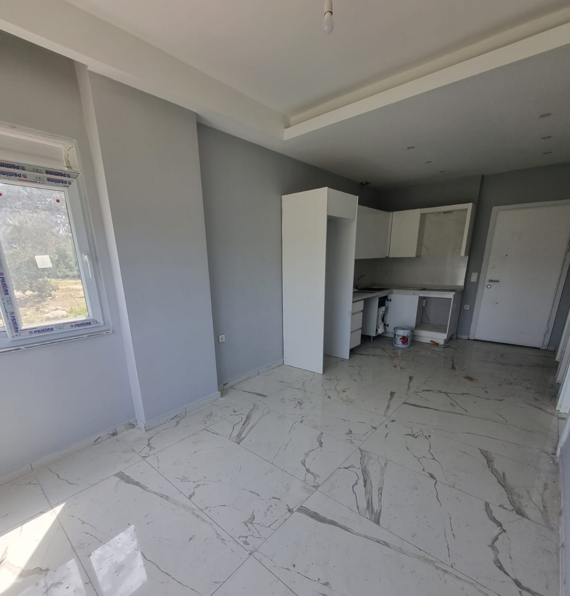 Luxurious 1+1 Apartment with Mountain View in Avsallar