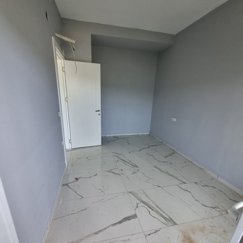 Luxurious 1+1 Apartment with Mountain View in Avsallar