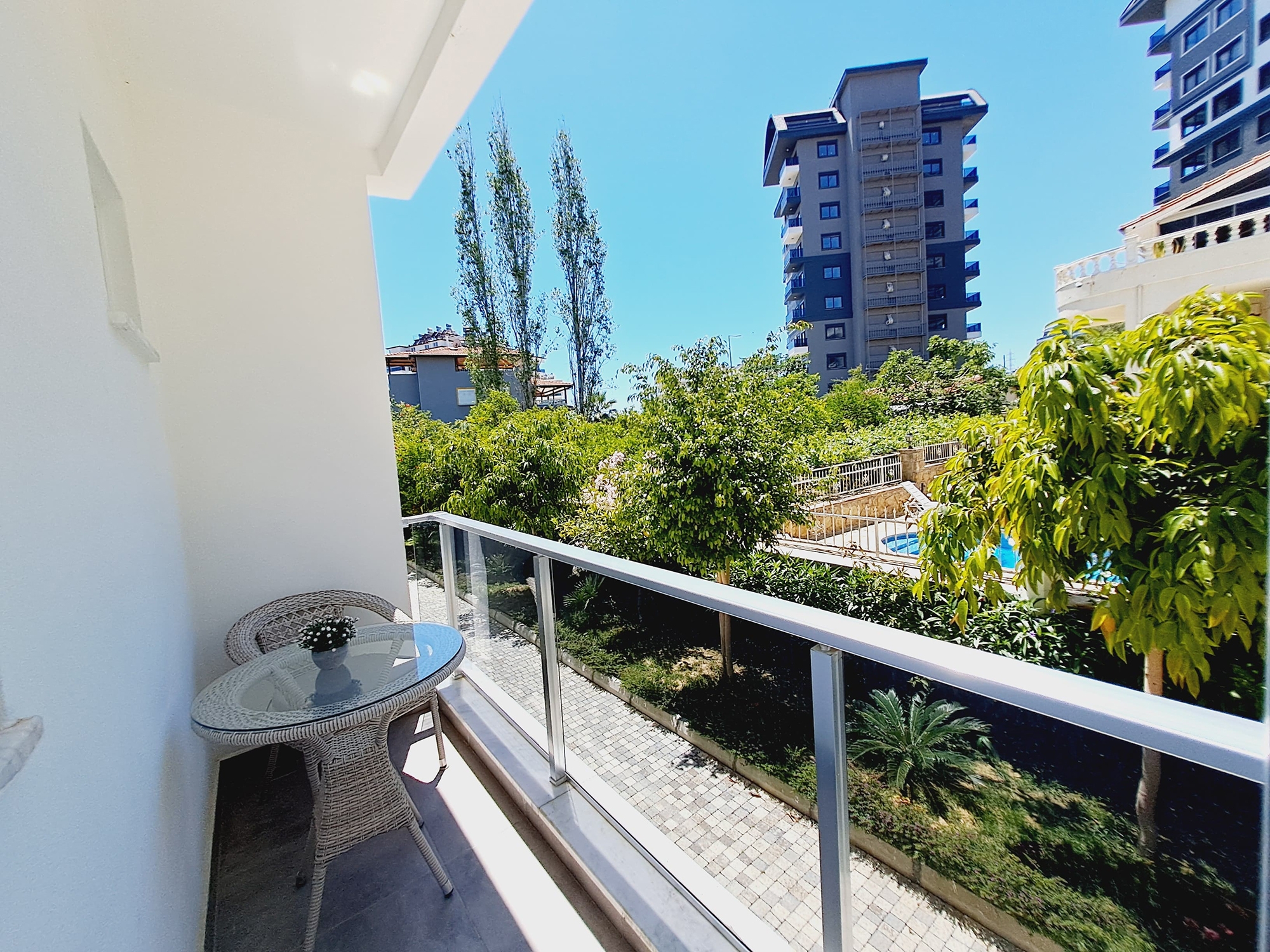 Mountain View 1+1 Apartment in Avsallar, Alanya