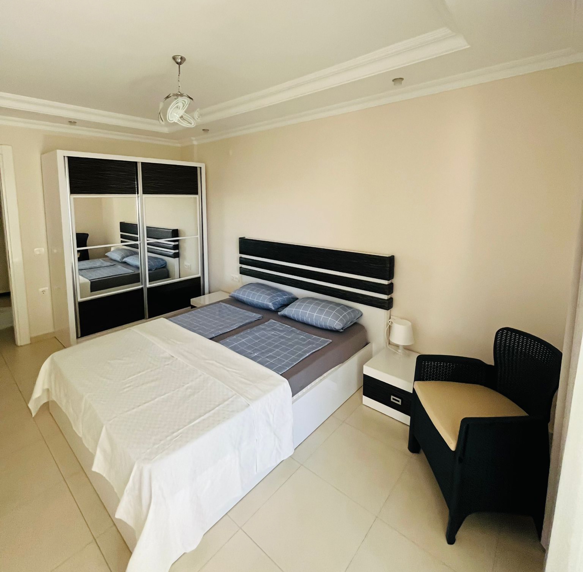 Ylellinen 1+1 asunto vuorinäköalalla, Alanya - Avsallar