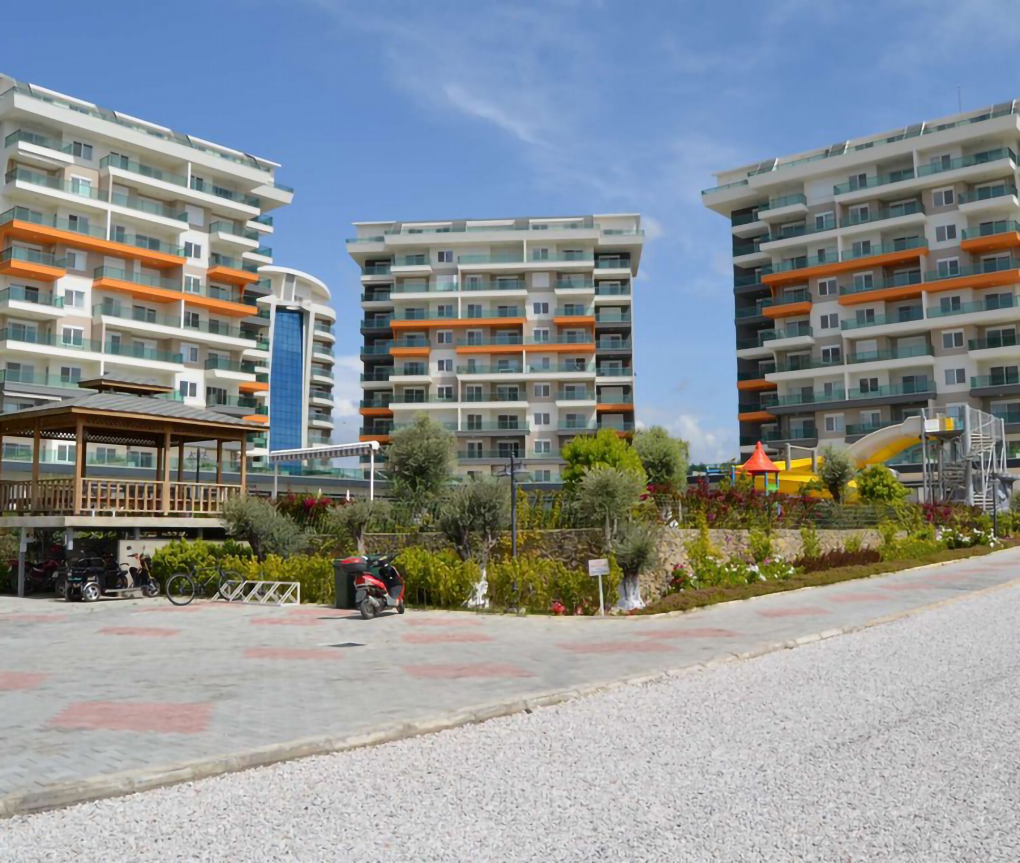 Luxuriöse 1+1 Wohnung mit Bergblick in Avsallar, Alanya