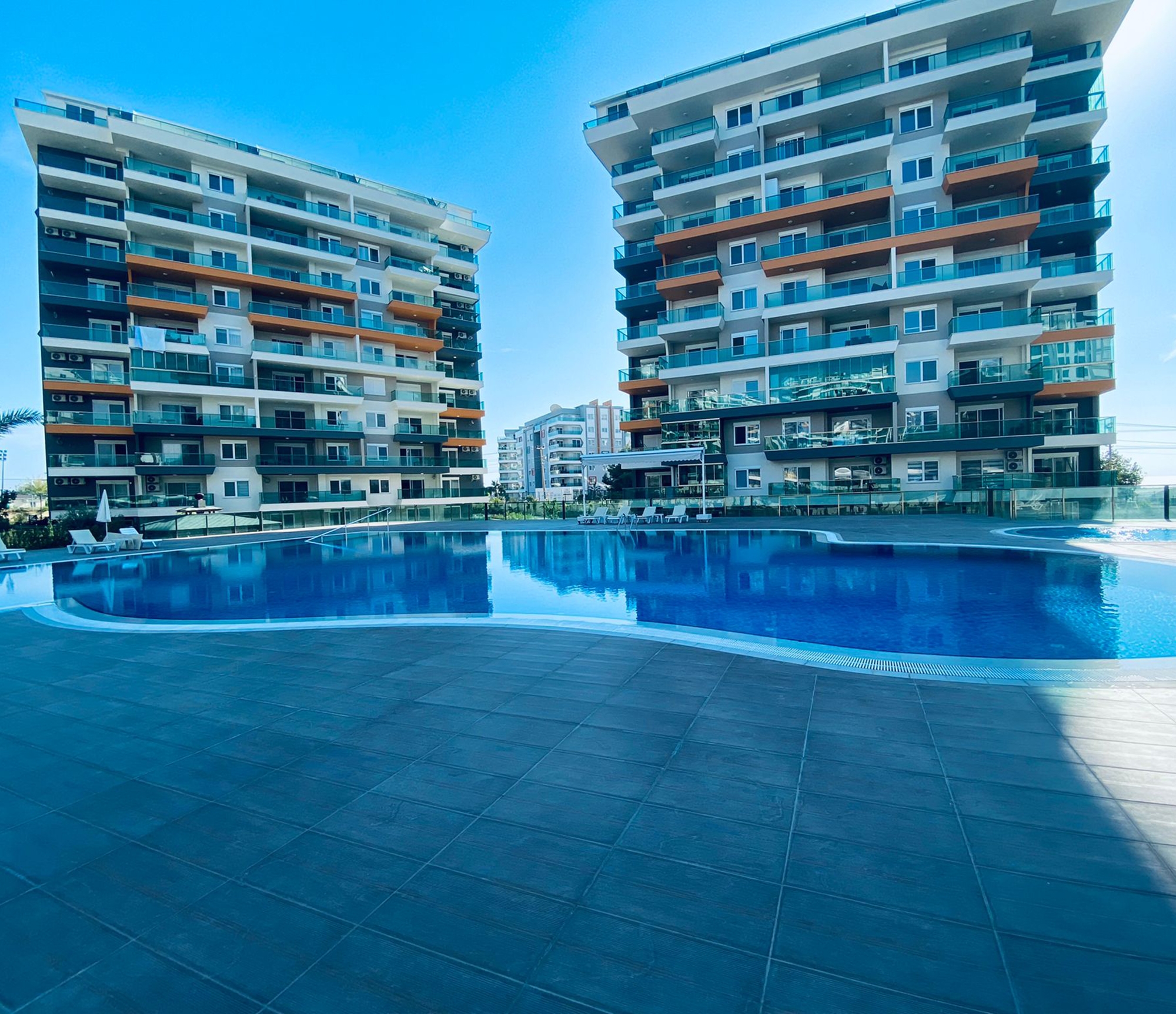 Luxuriöse 1+1 Wohnung mit Bergblick in Avsallar, Alanya