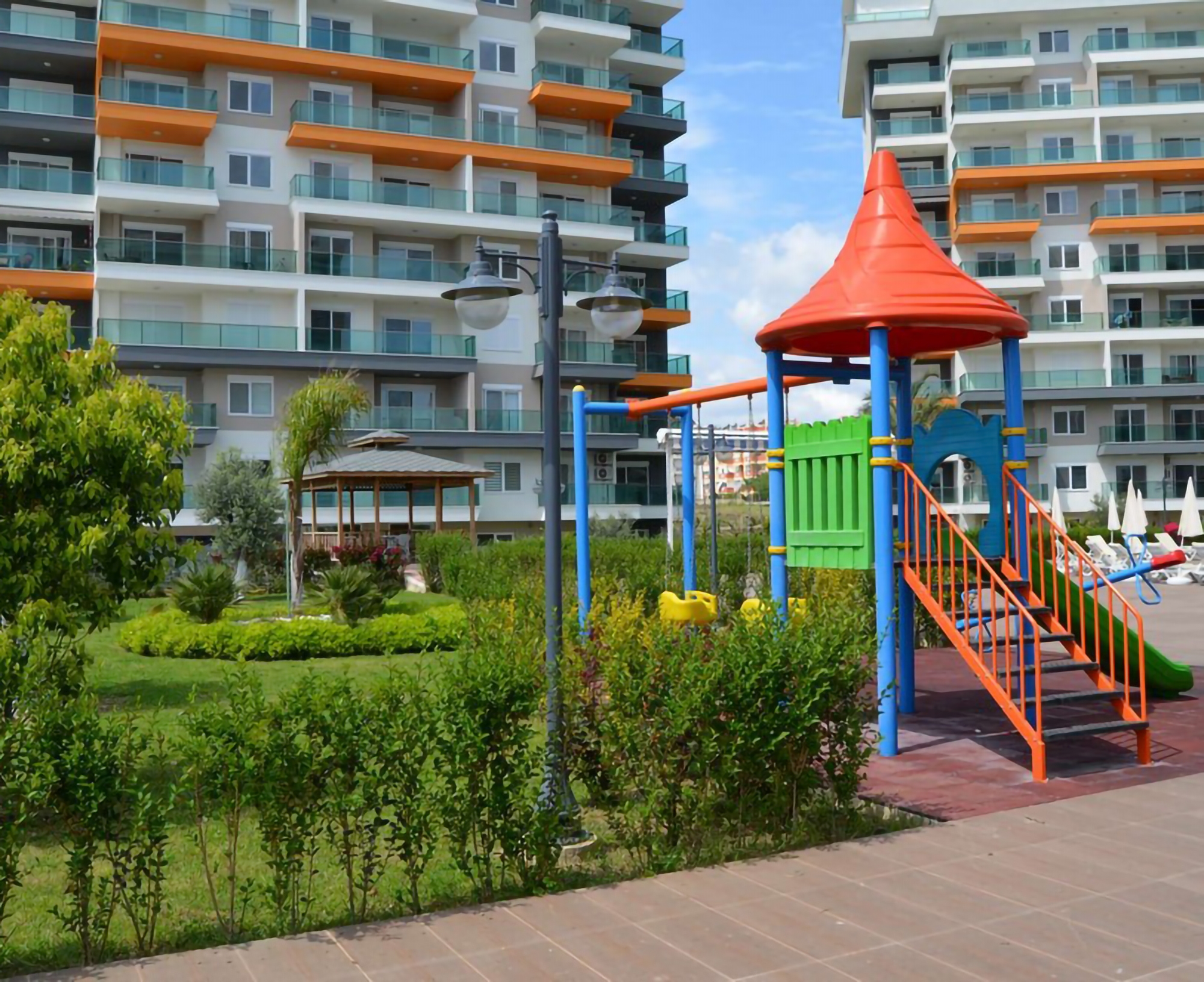 Luxuriöse 1+1 Wohnung mit Bergblick in Avsallar, Alanya