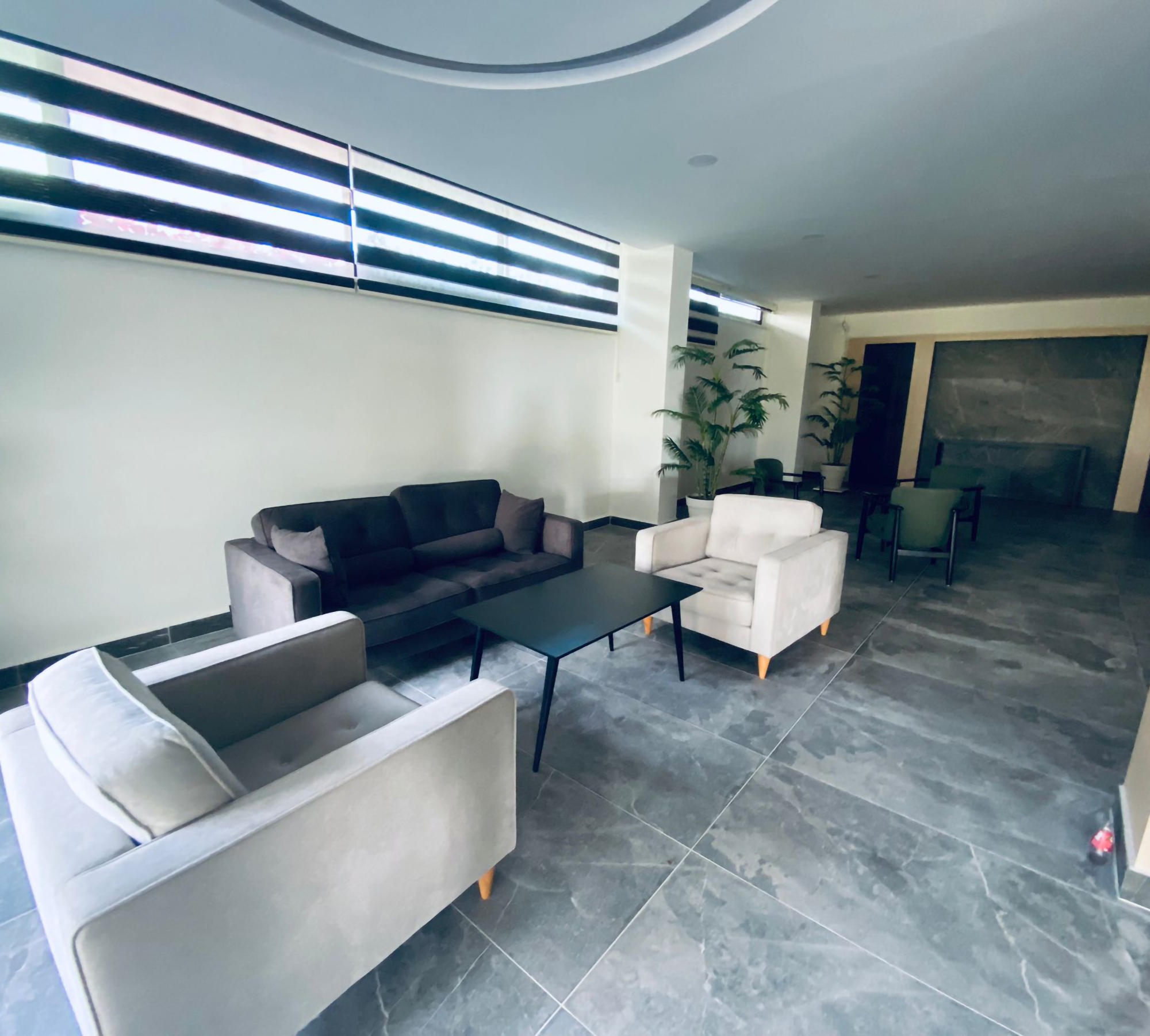 Luxuriöse 1+1 Wohnung mit Bergblick in Avsallar, Alanya