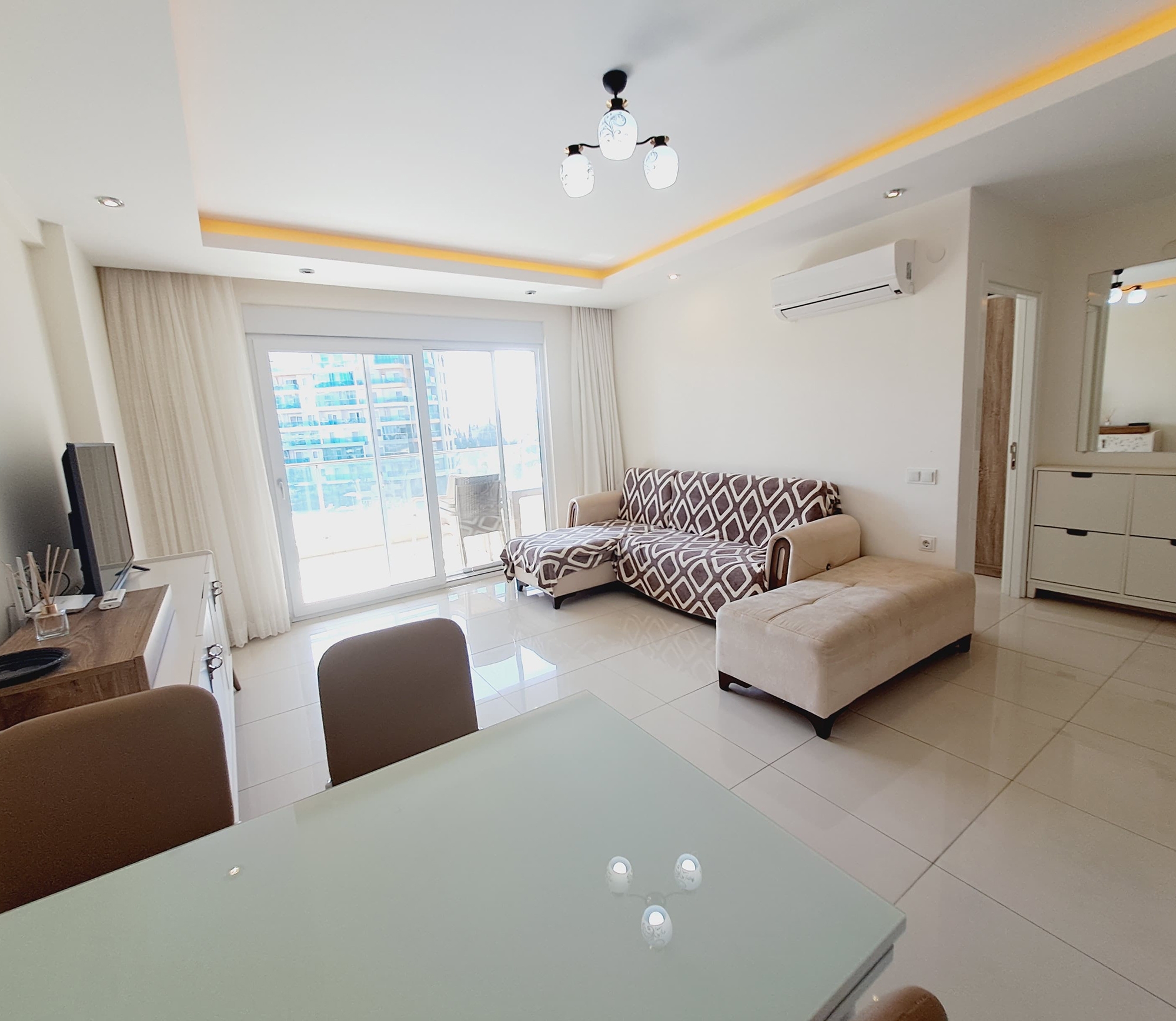 Luxuriöse 1+1 Wohnung mit Bergblick in Avsallar, Alanya