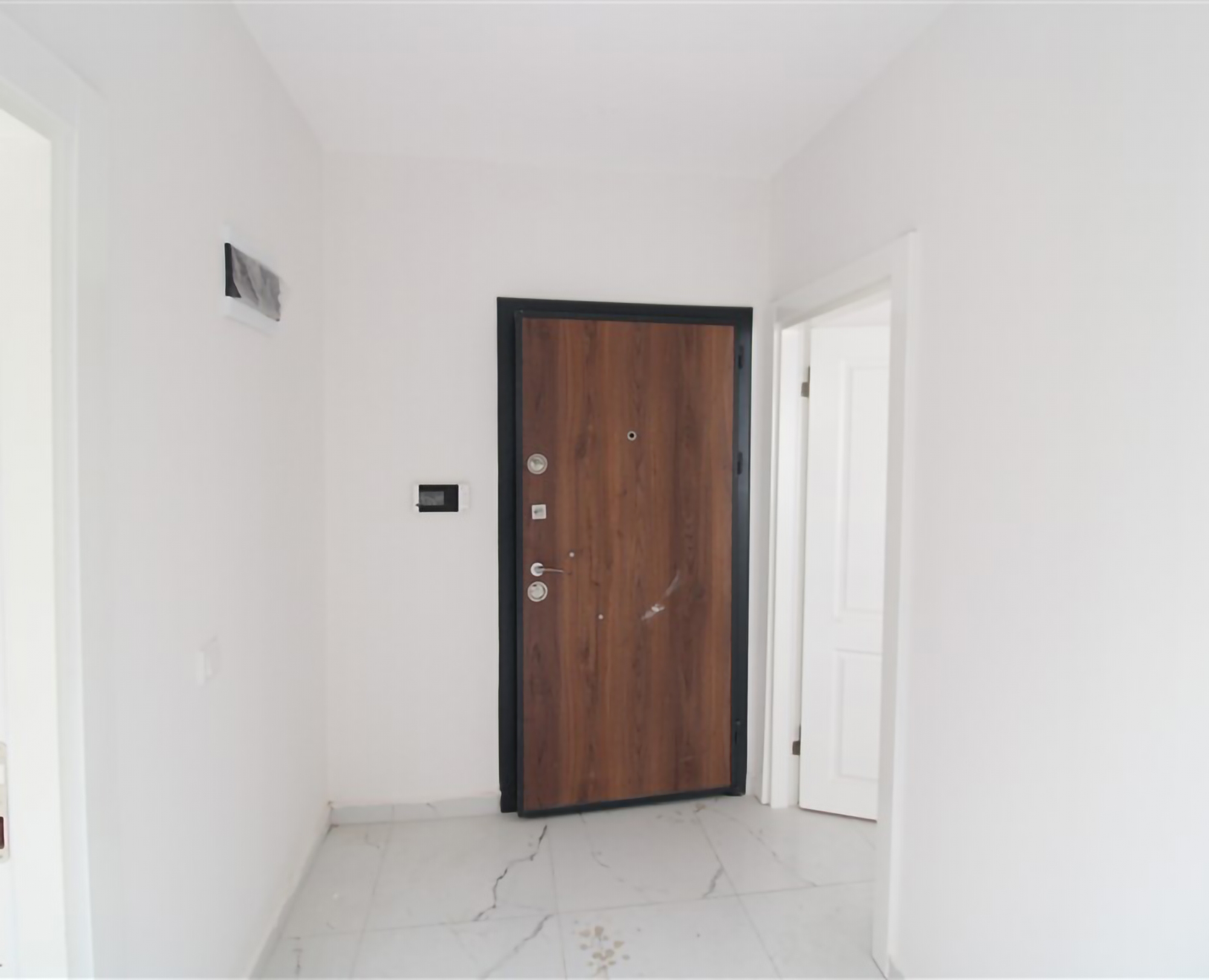 Mountain View 1+1 Apartment in Mahmutlar, Alanya