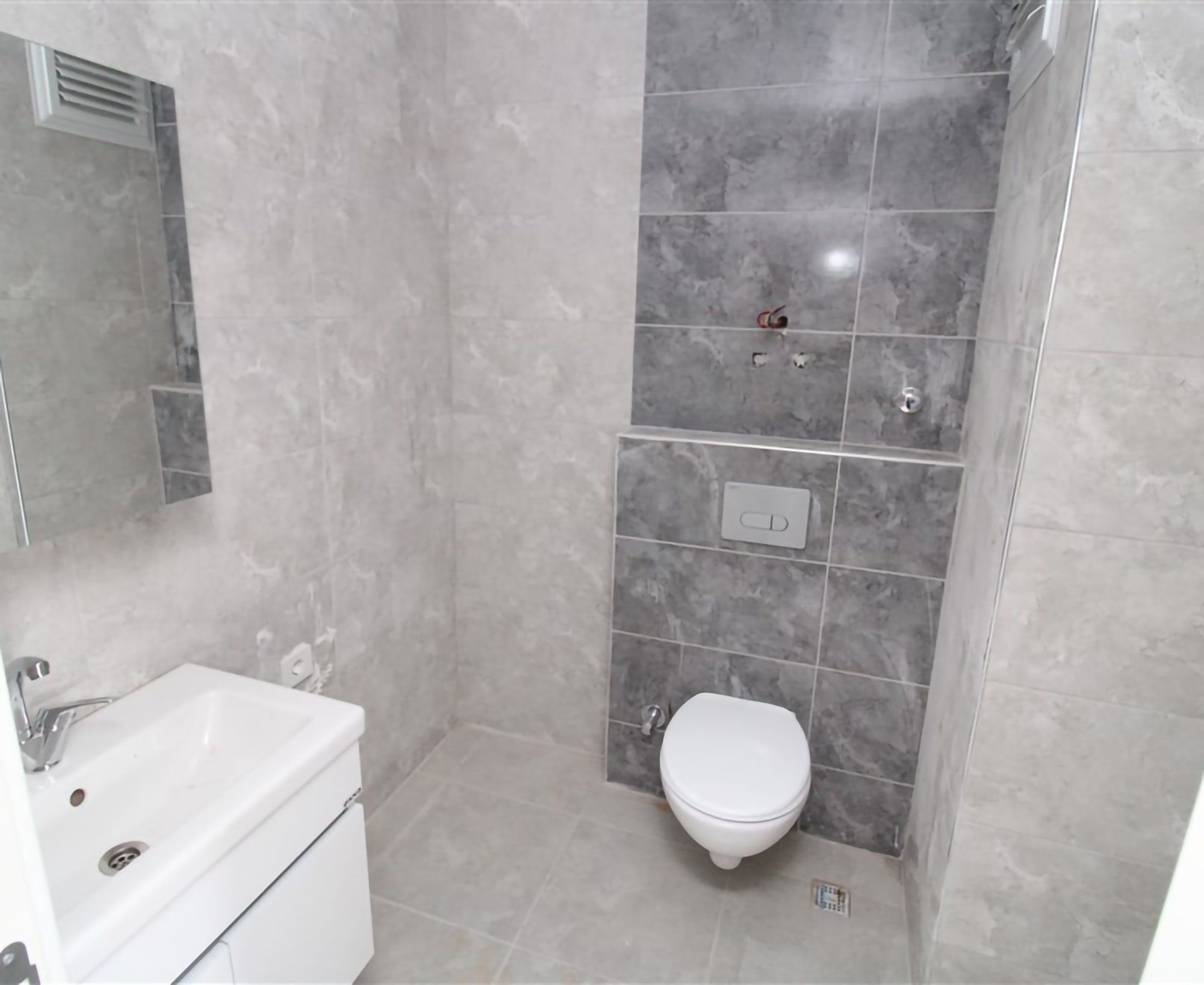Mountain View 1+1 Apartment in Mahmutlar, Alanya