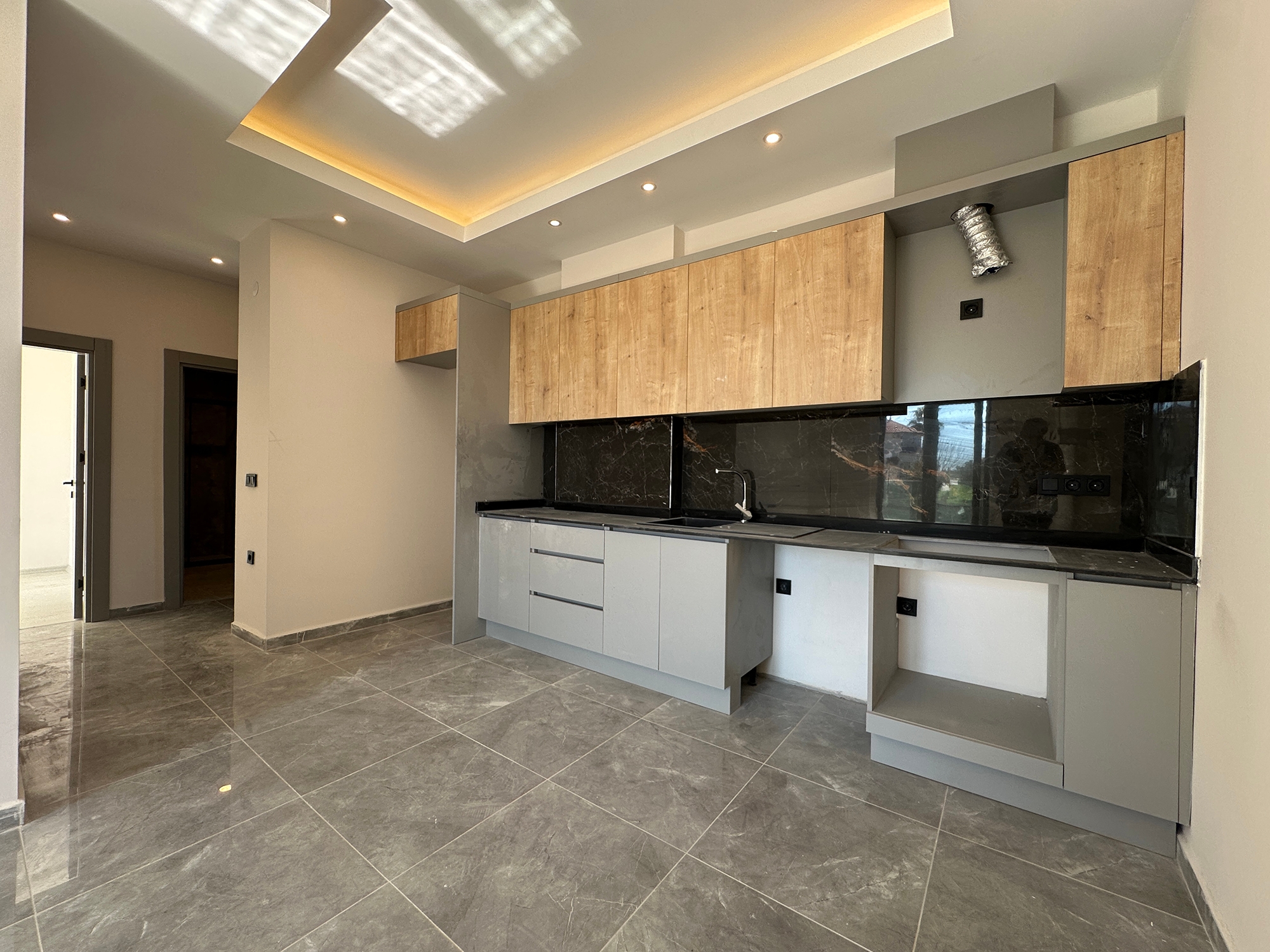 Luxuriöse 2+1 Wohnung mit Bergblick in Avsallar, Alanya