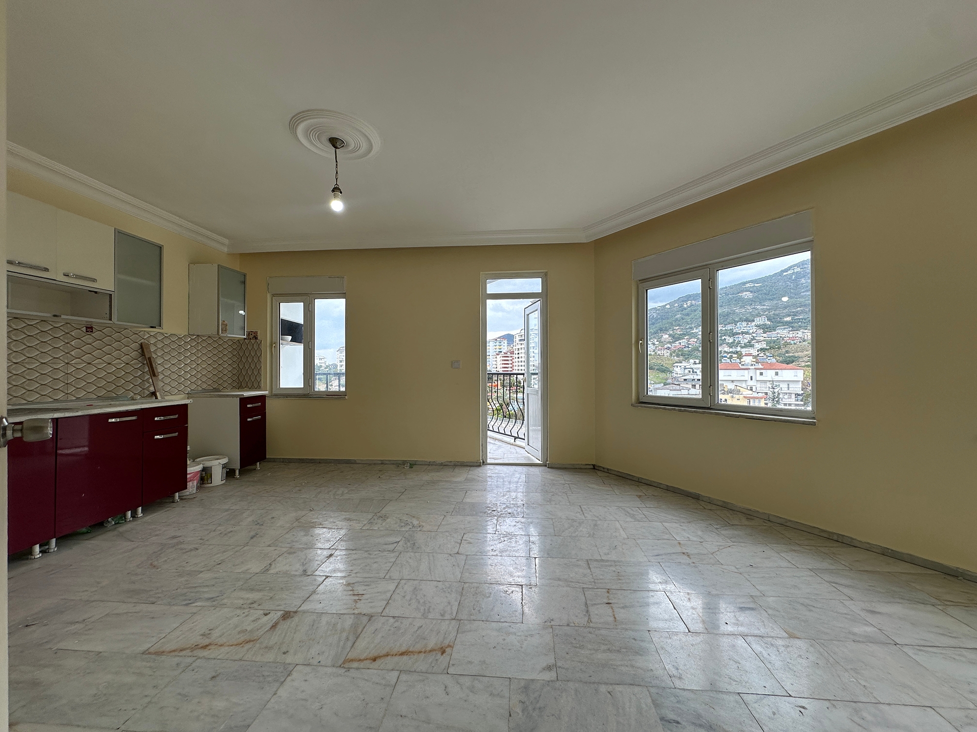 Gemütliche 2+1 Wohnung mit Bergblick in Cikcilli, Alanya