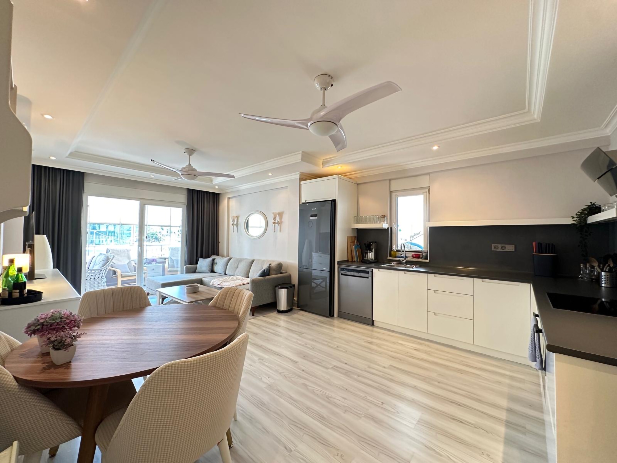 Luxury 2+1 Apartment with Mountain View, Alanya - Tosmur