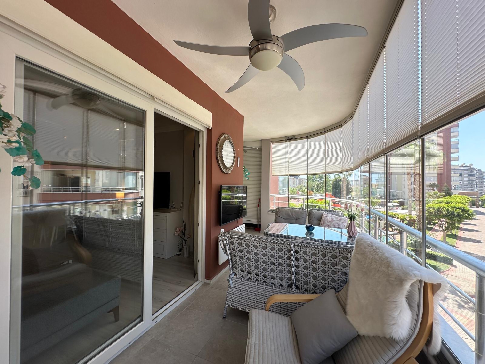 Luxury 2+1 Apartment with Mountain View, Alanya - Tosmur
