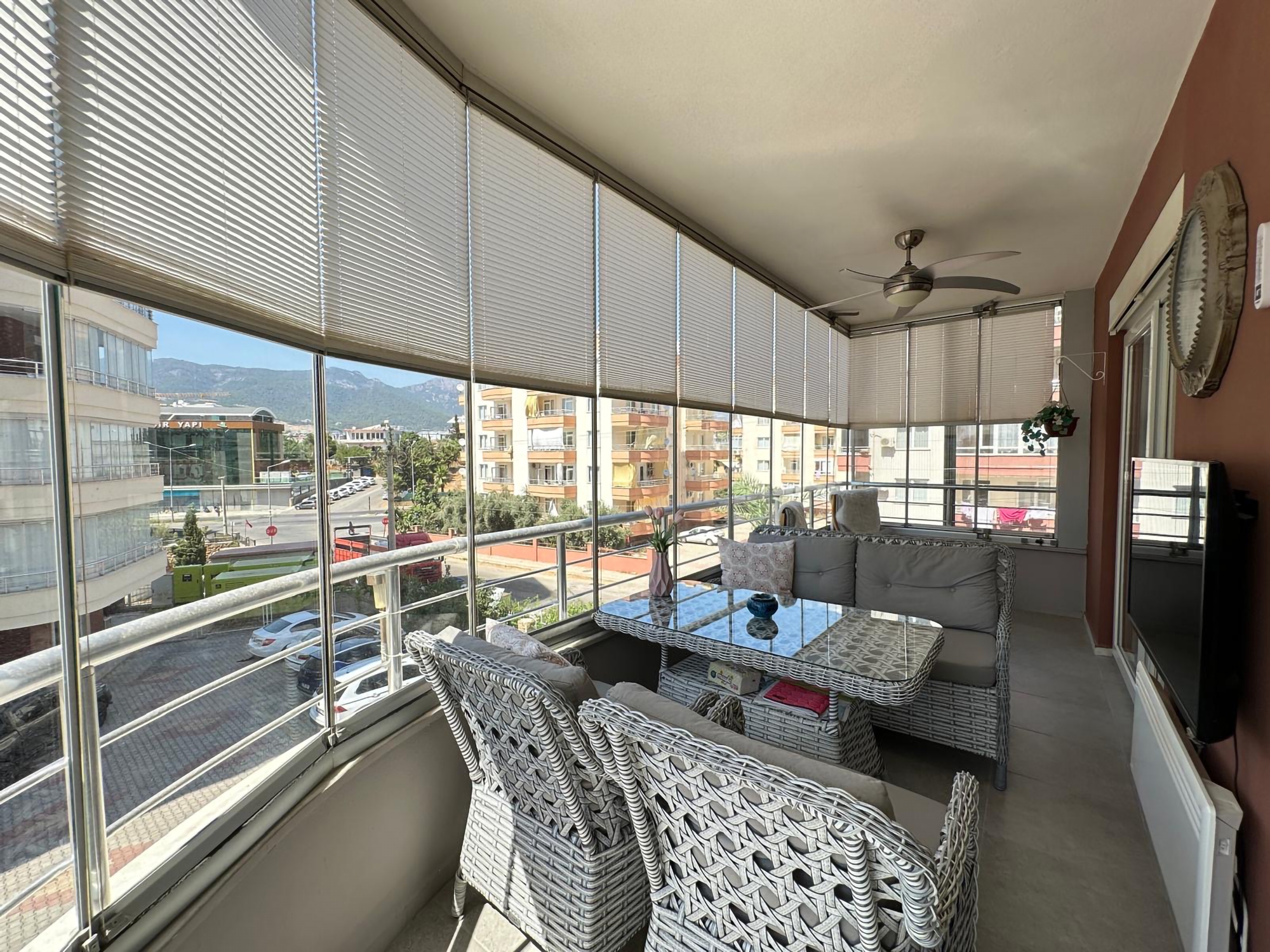 Luxury 2+1 Apartment with Mountain View, Alanya - Tosmur