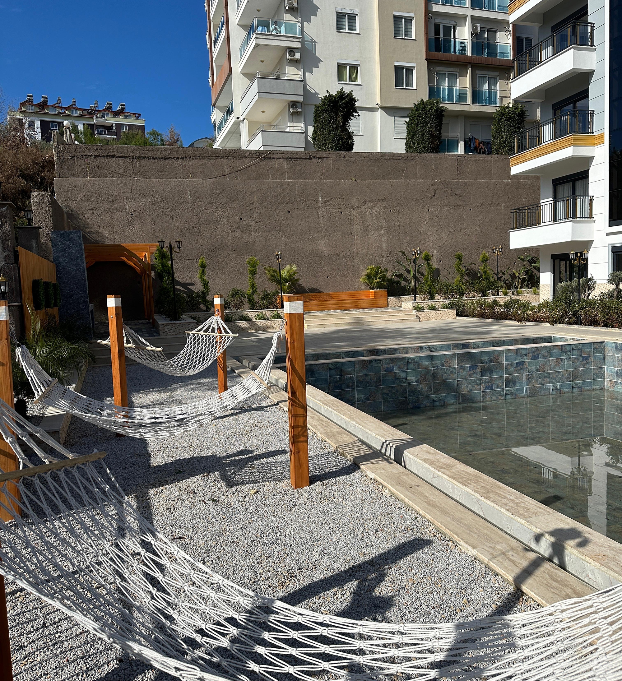 Modern 1+1 Apartment with Mountain View, Alanya