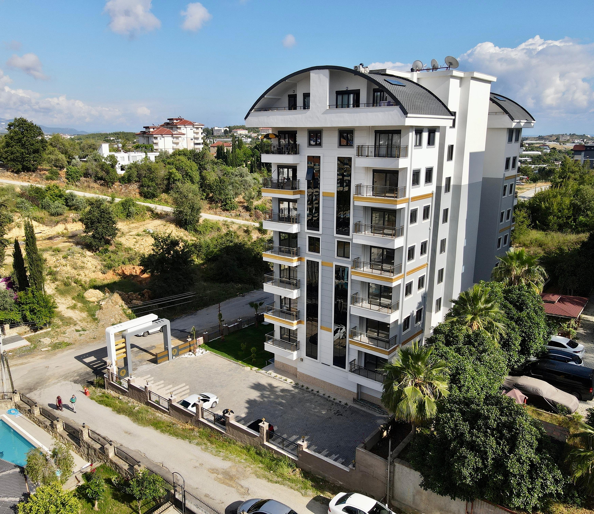 Luxury 1+1 Apartment with Mountain Views in Avsallar, Alanya