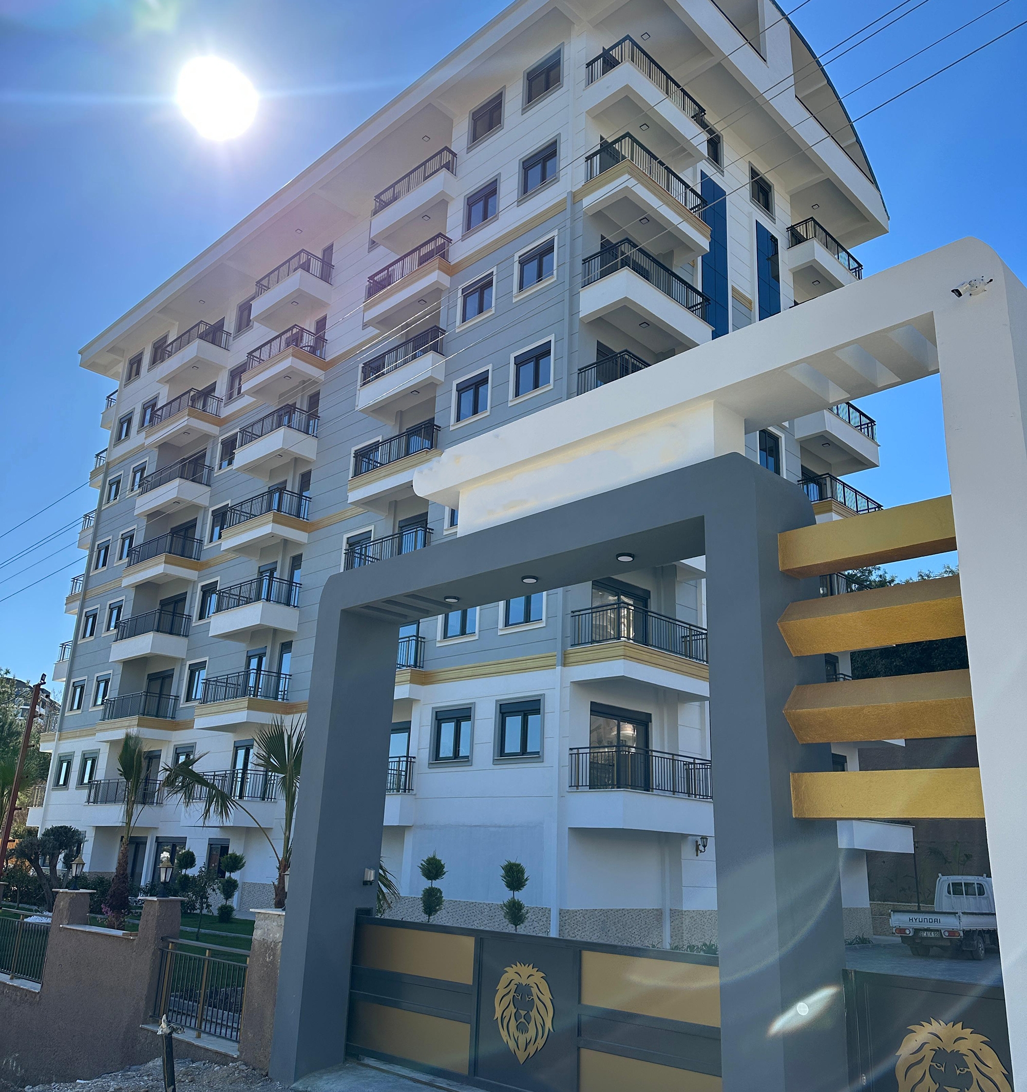 Luxury 1+1 Apartment with Mountain Views in Avsallar, Alanya