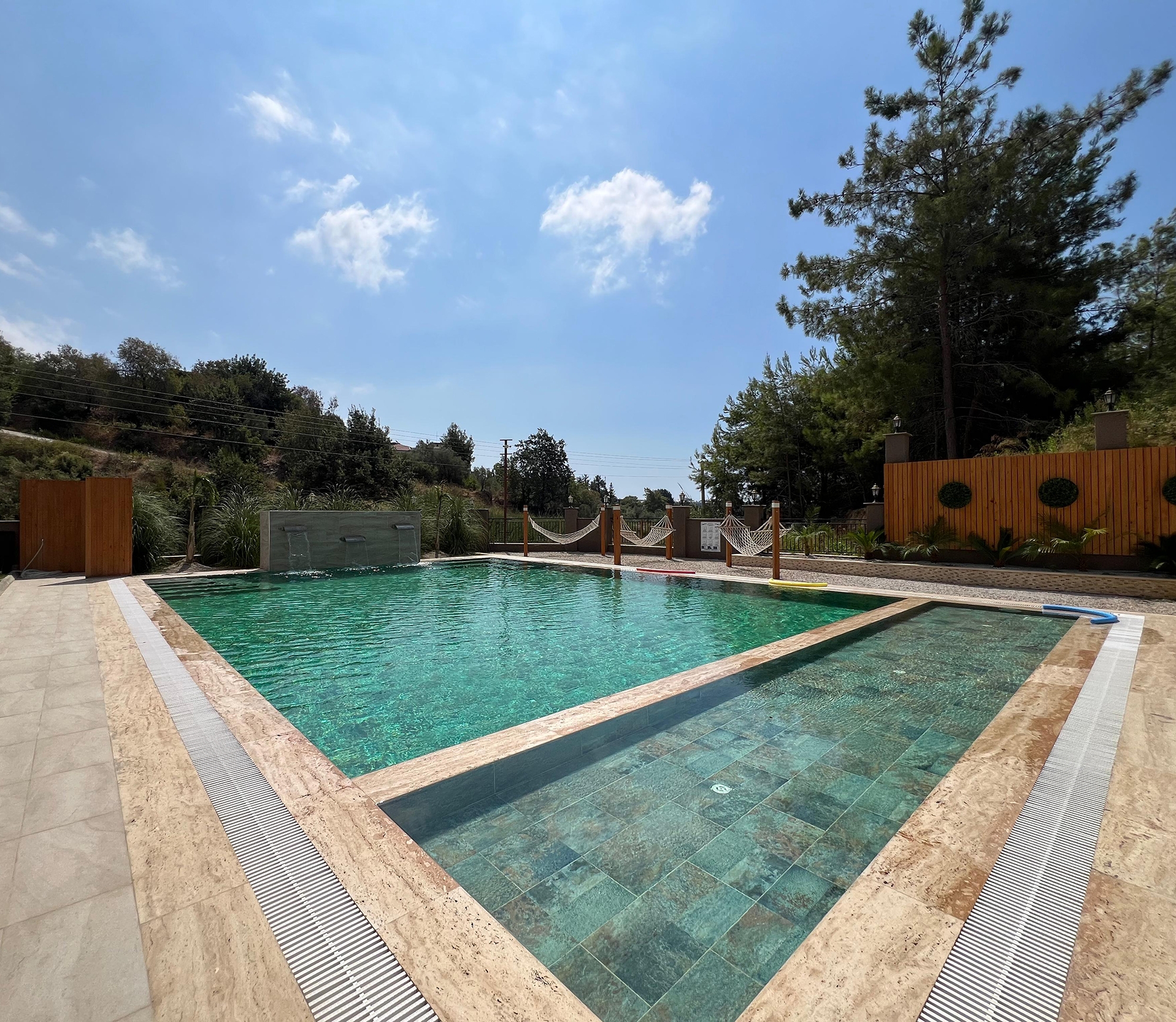 Luxury 1+1 Apartment with Mountain Views in Avsallar, Alanya