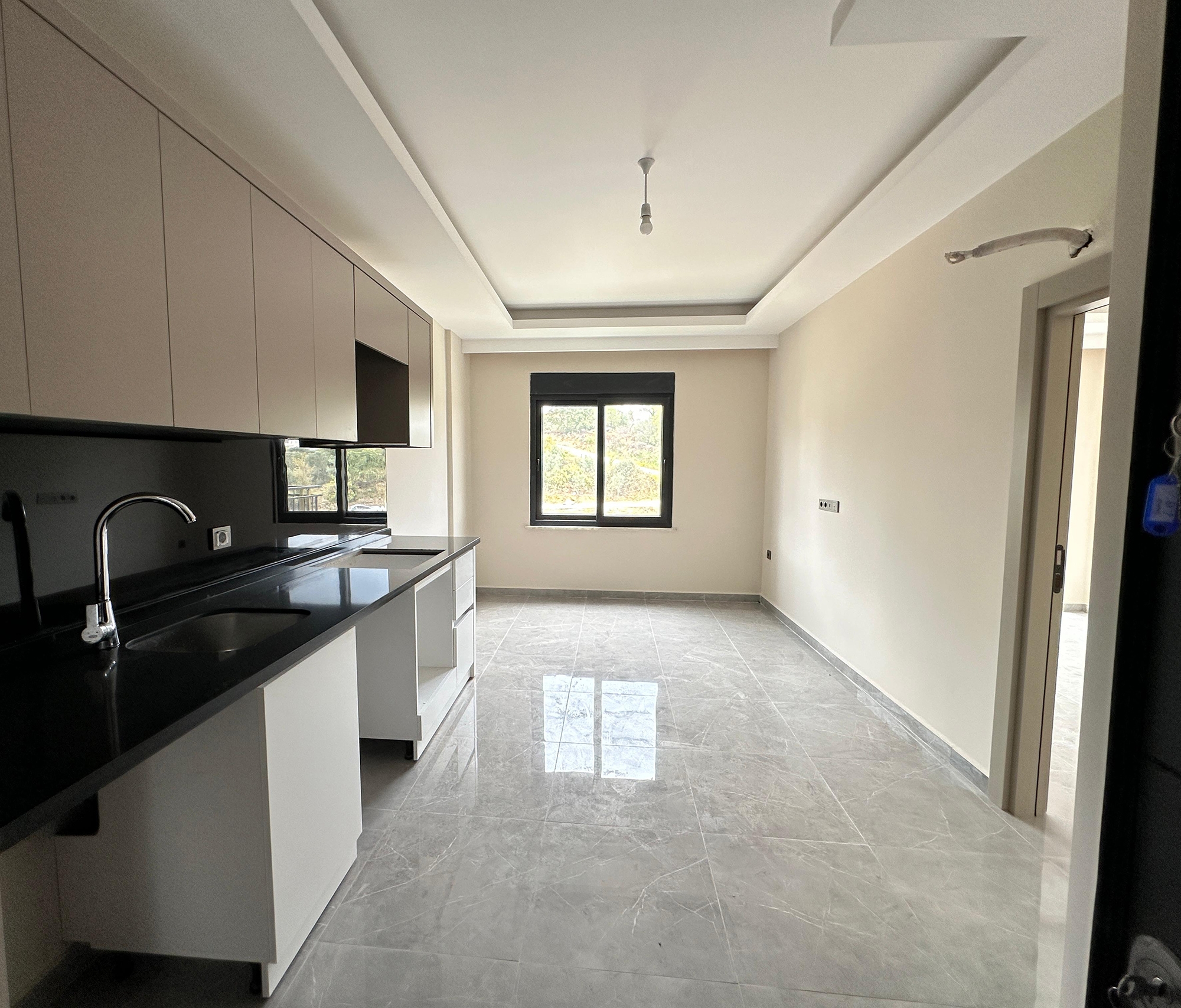 Luxury 1+1 Apartment with Mountain Views in Avsallar, Alanya