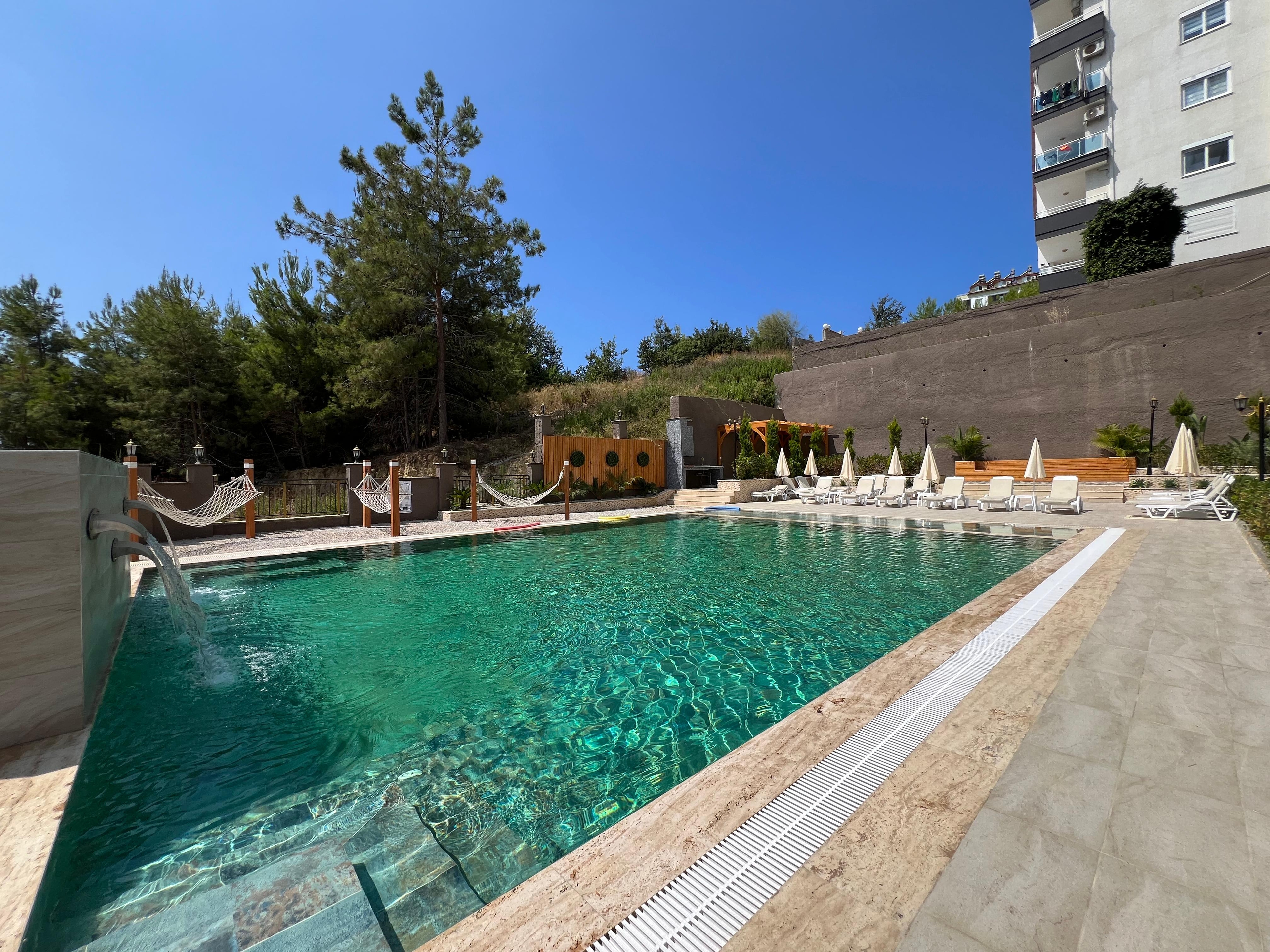 Modern Luxury 1+1 Apartment with Sea and Mountain Views, Alanya