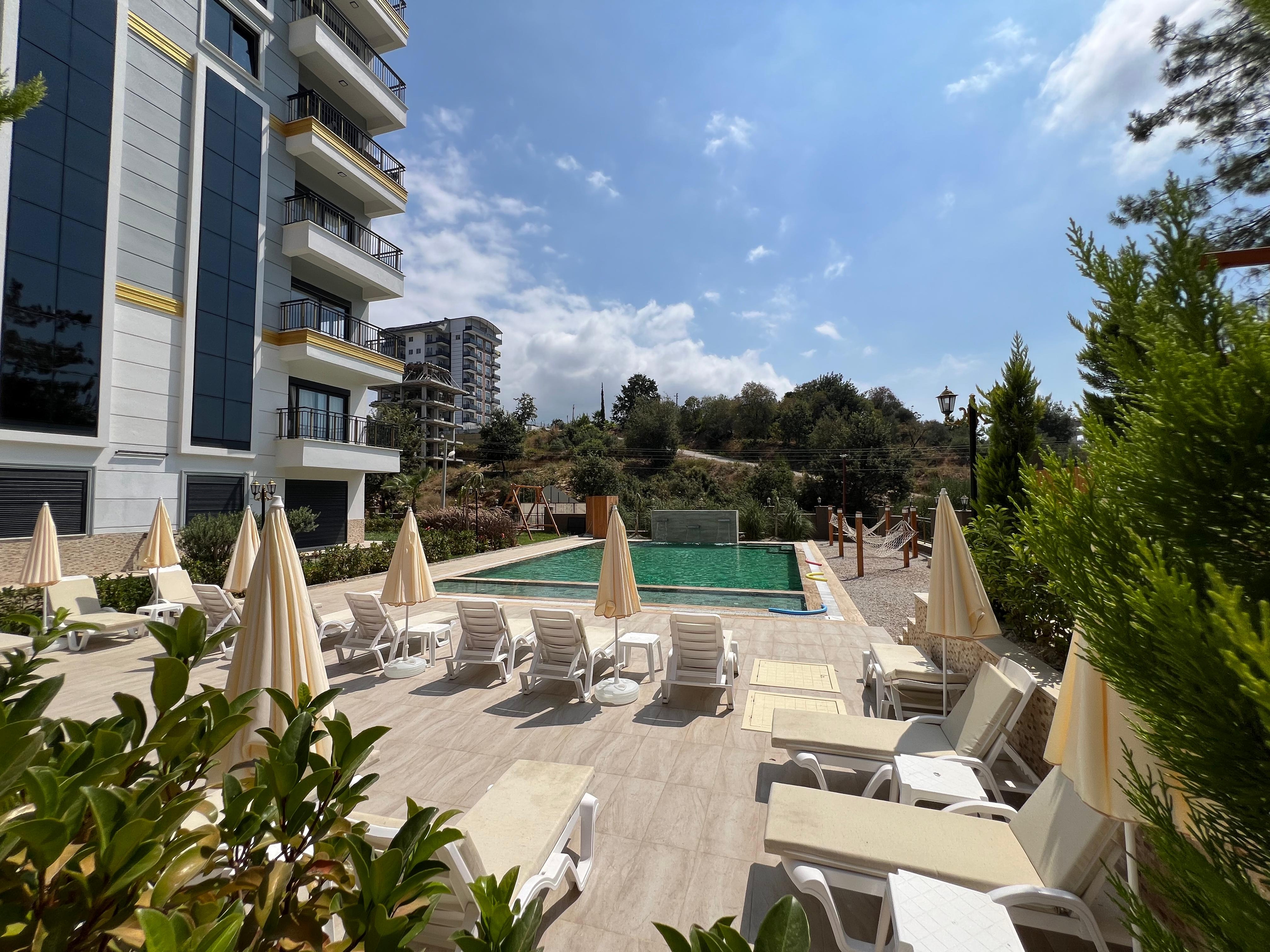 Modern Luxury 1+1 Apartment with Sea and Mountain Views, Alanya