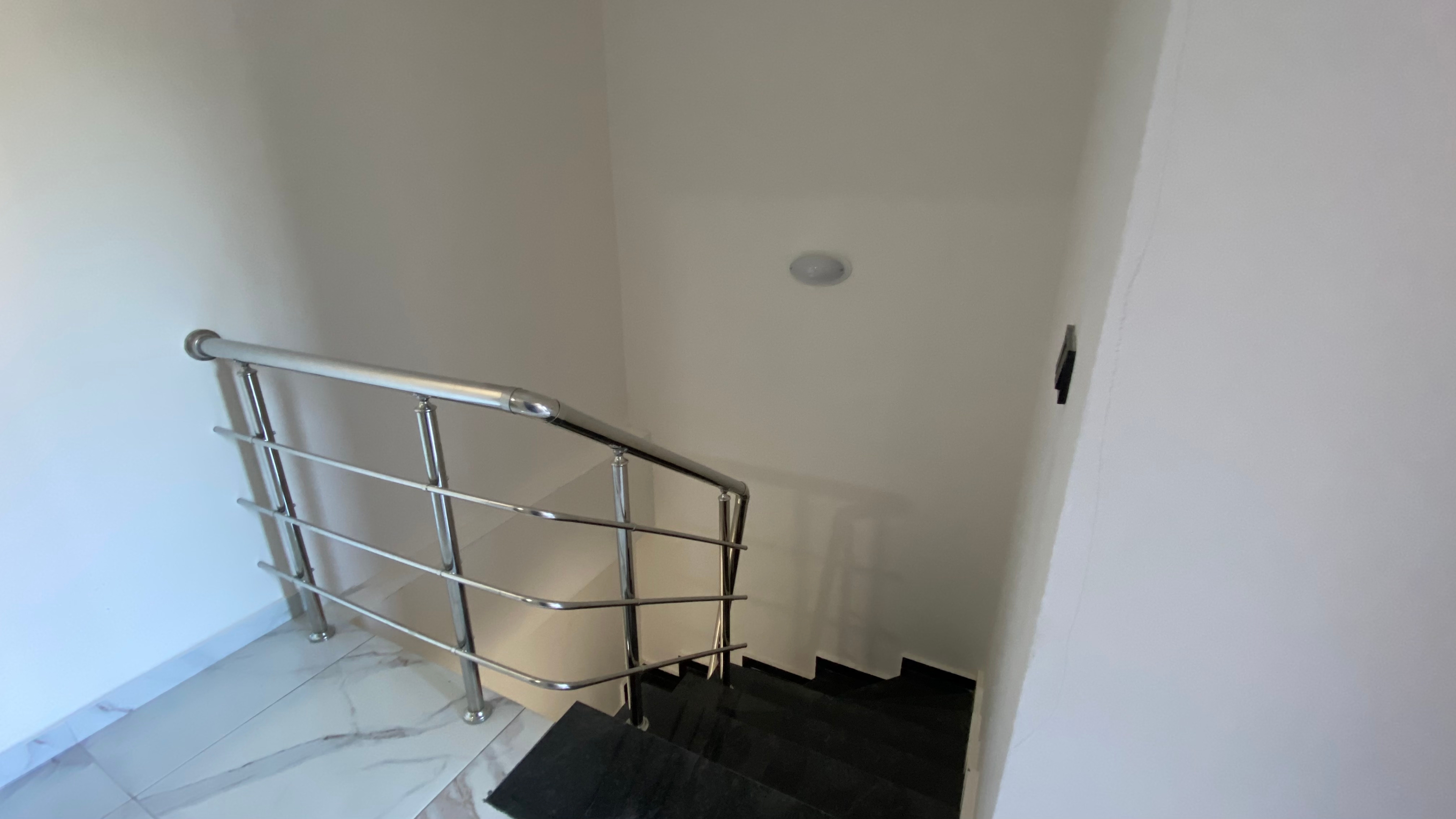 Lyxig 2+1 Penthouse med Bergsutsikt i Avsallar, Alanya