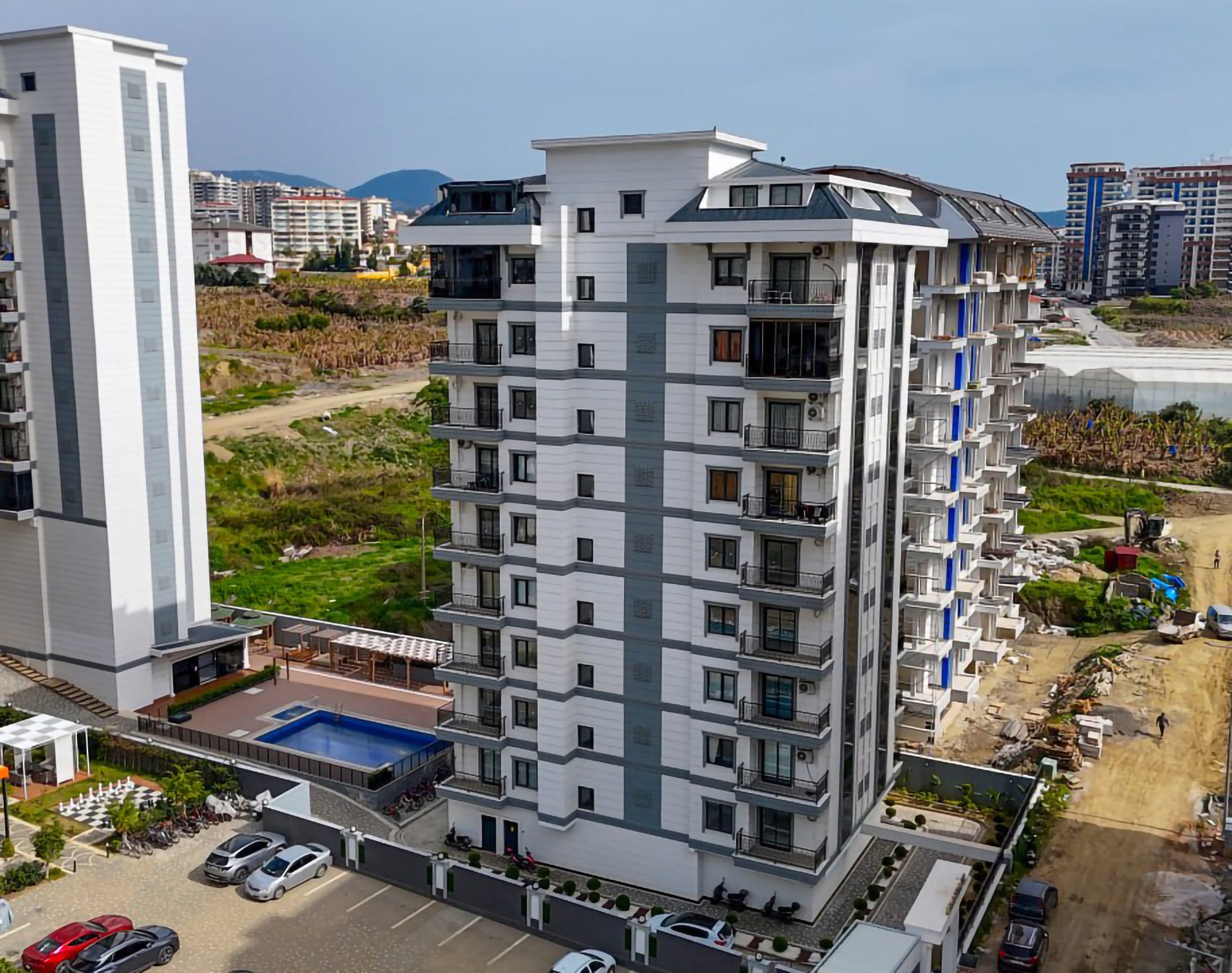 Lyxig 1+1 lägenhet med utsikt över bergen, Alanya