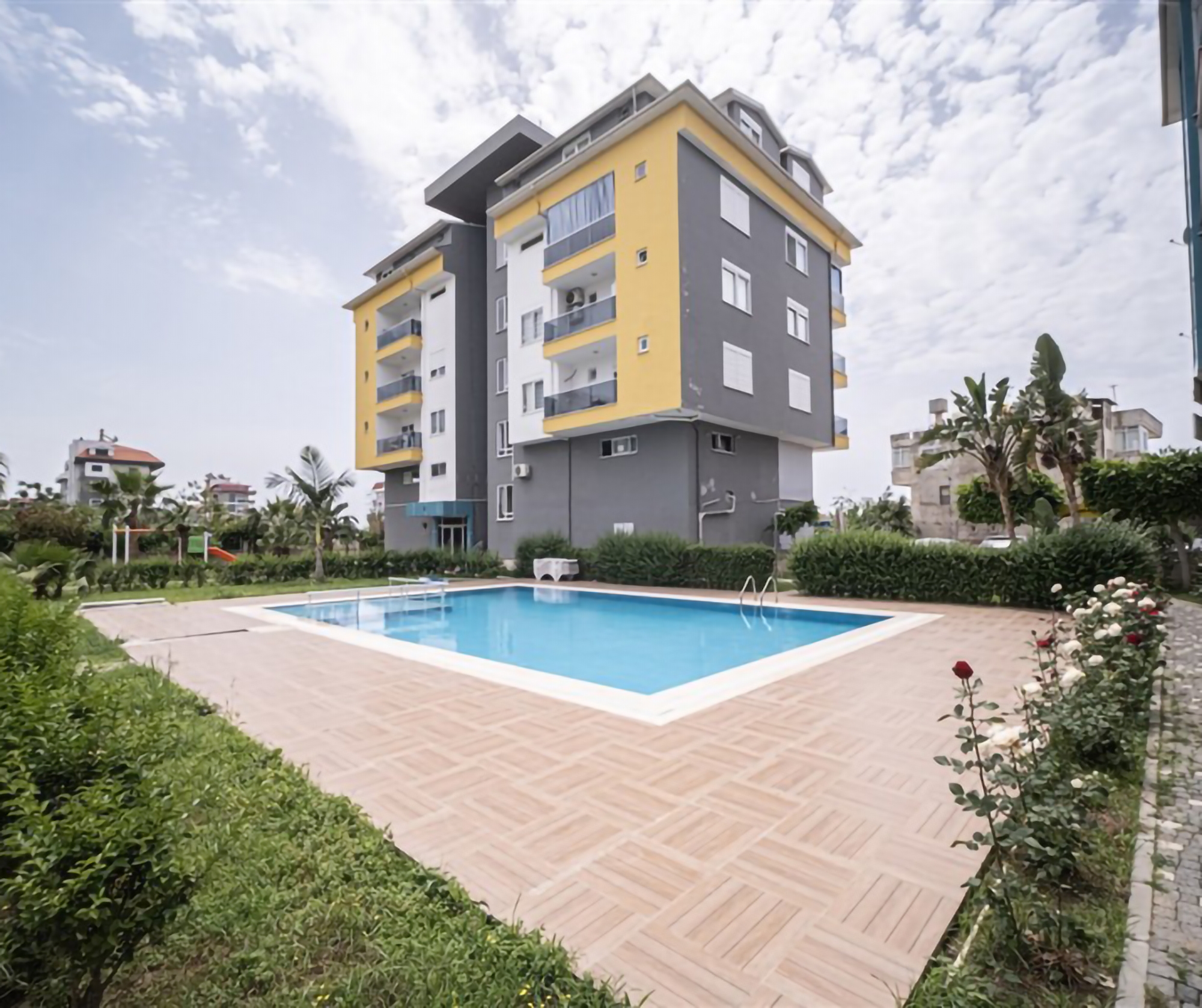 Havutsikt 1+1 lägenhet i Kestel, Alanya