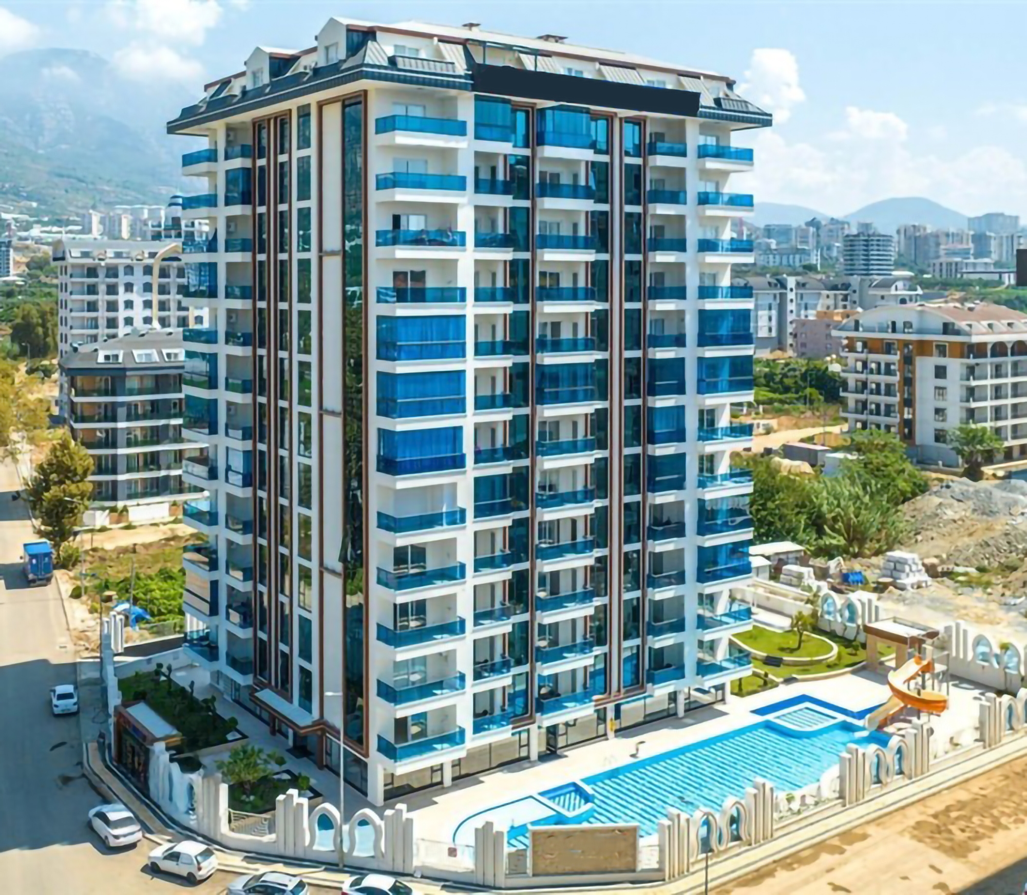 Luksuriøs 1+1 Lejlighed med Hav- og Bjergudsigt, Alanya