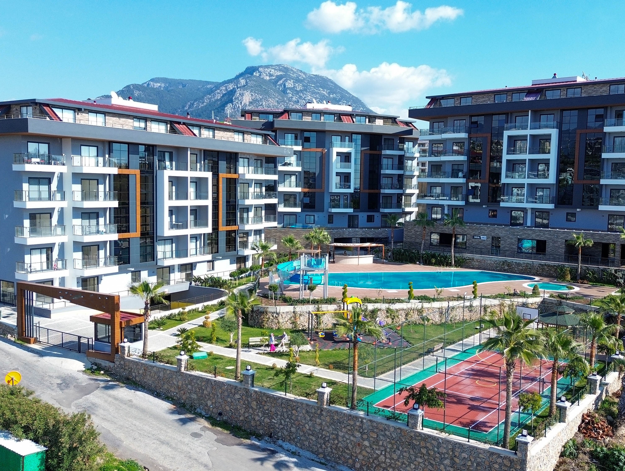 Luxurious 1+1 Apartment with Sea and Mountain Views, Alanya-Kestel