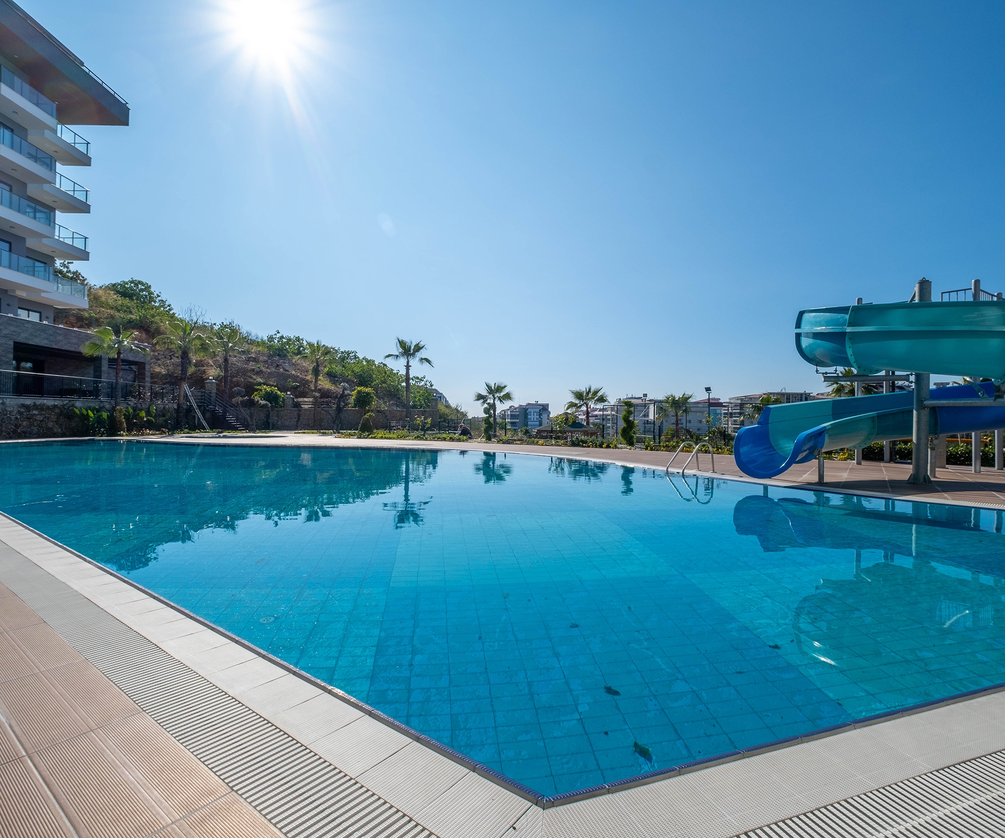 Luxurious 1+1 Apartment with Sea and Mountain Views, Alanya-Kestel