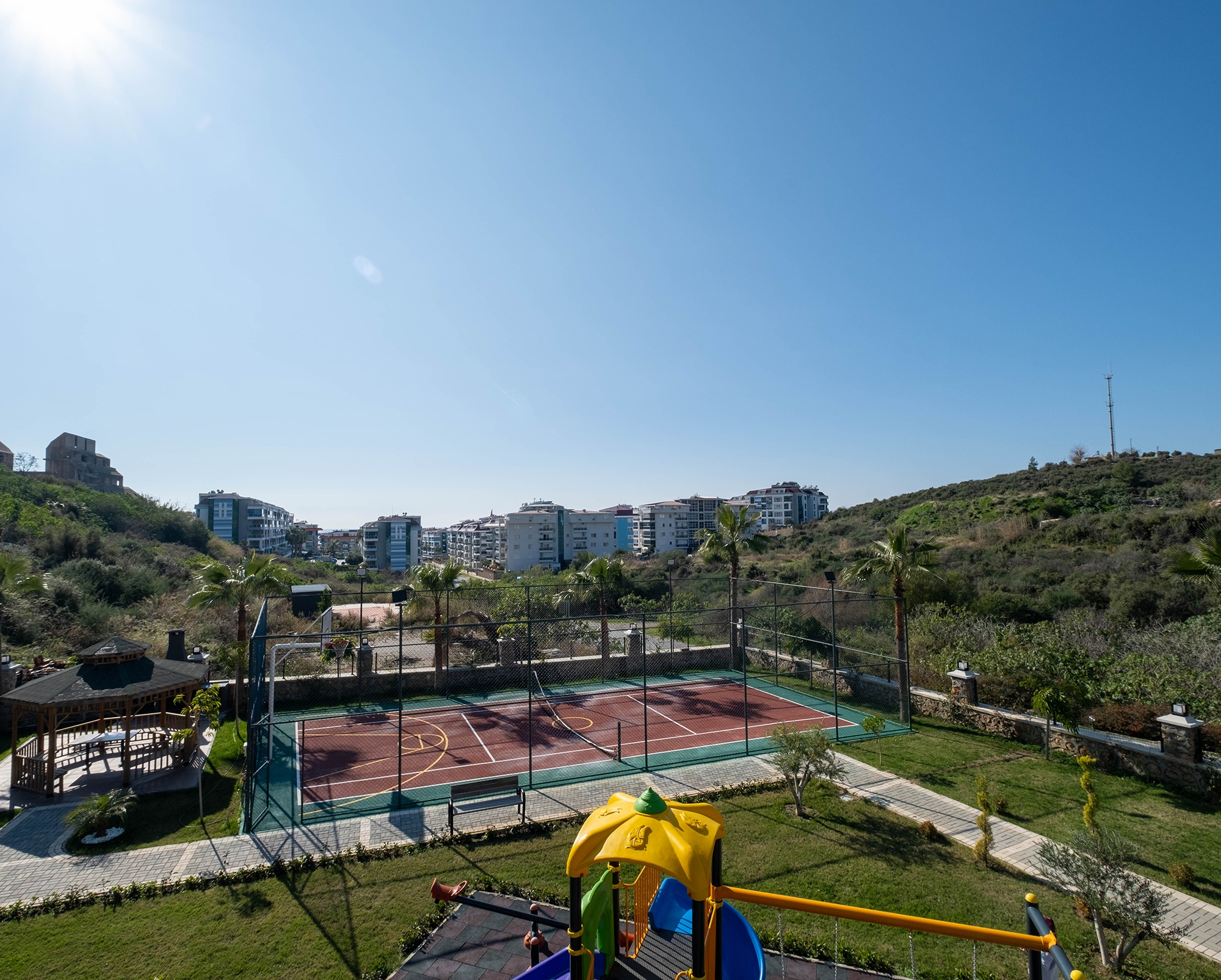 Luxurious 1+1 Apartment with Sea and Mountain Views, Alanya-Kestel