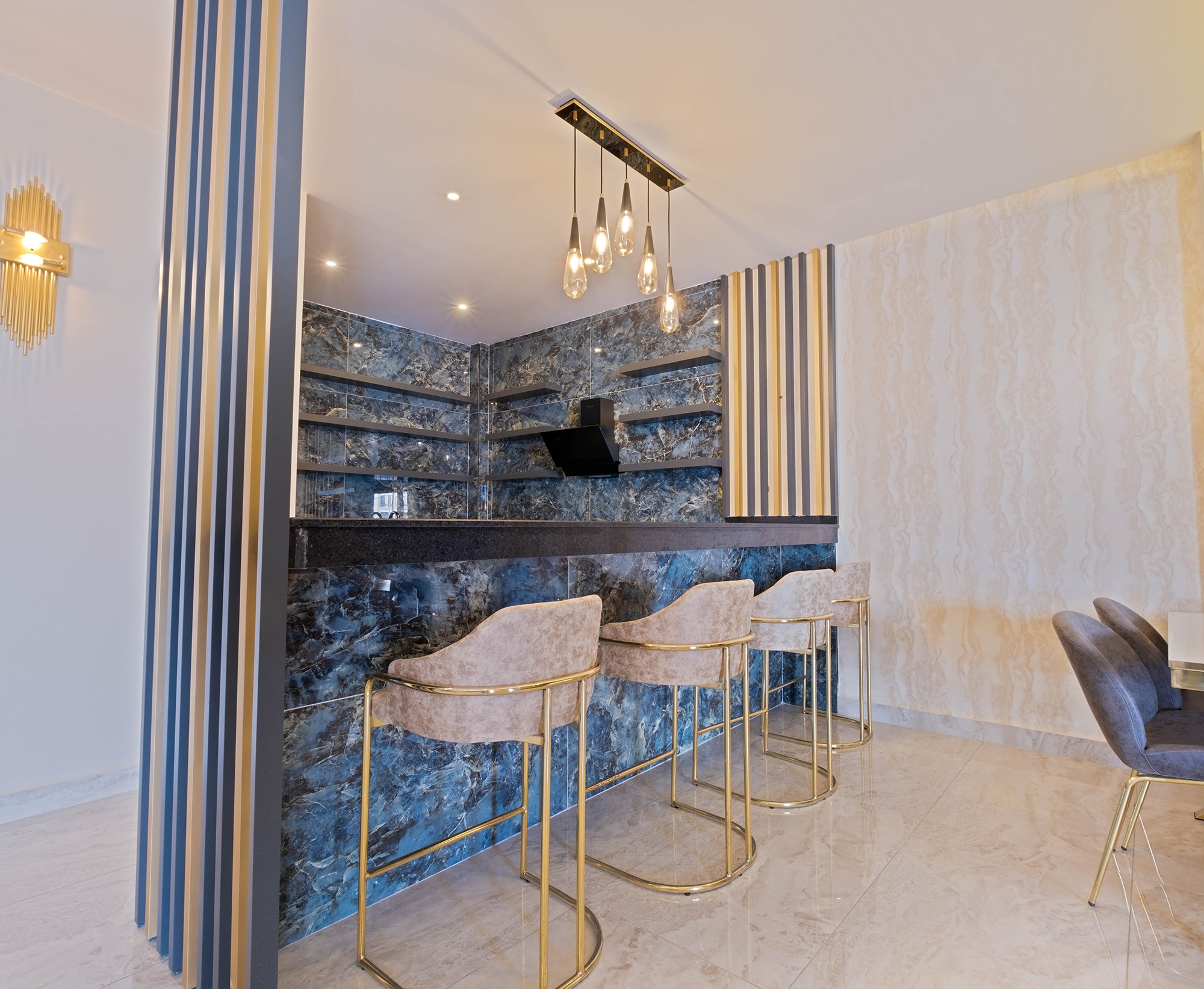 Luxurious 1+1 Apartment with Sea and Mountain Views, Alanya-Kestel