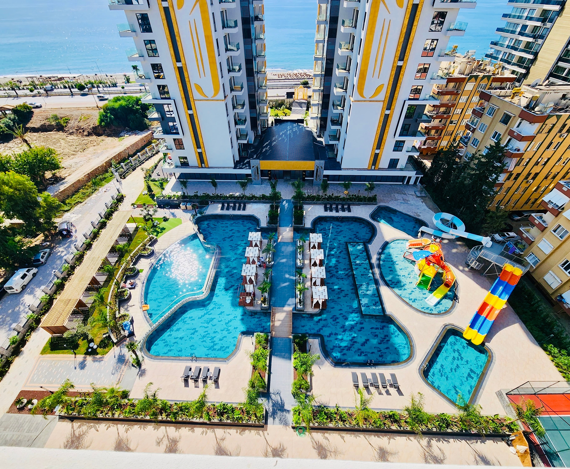 Luxuriöse 1+1 Wohnung mit Meerblick und Bergblick, Alanya