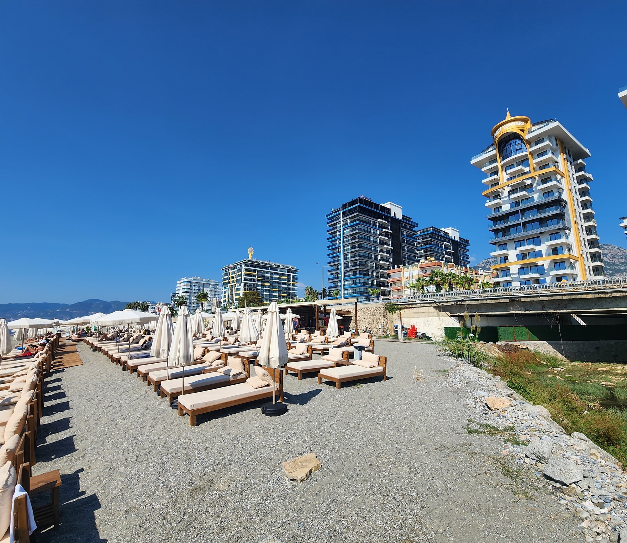 Luxuriöse 1+1 Wohnung mit Meerblick und Bergblick, Alanya