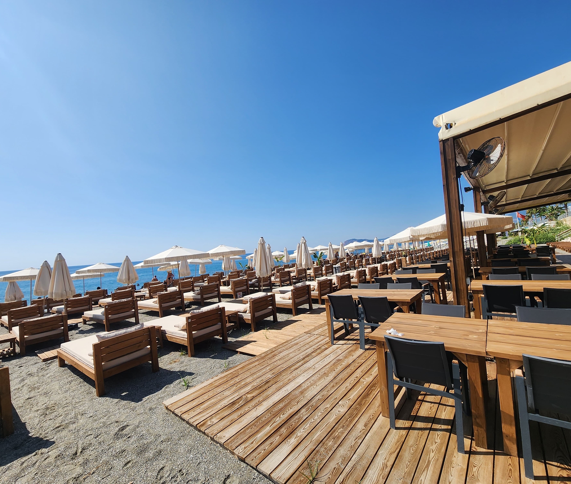 Luxuriöse 1+1 Wohnung mit Meerblick und Bergblick, Alanya