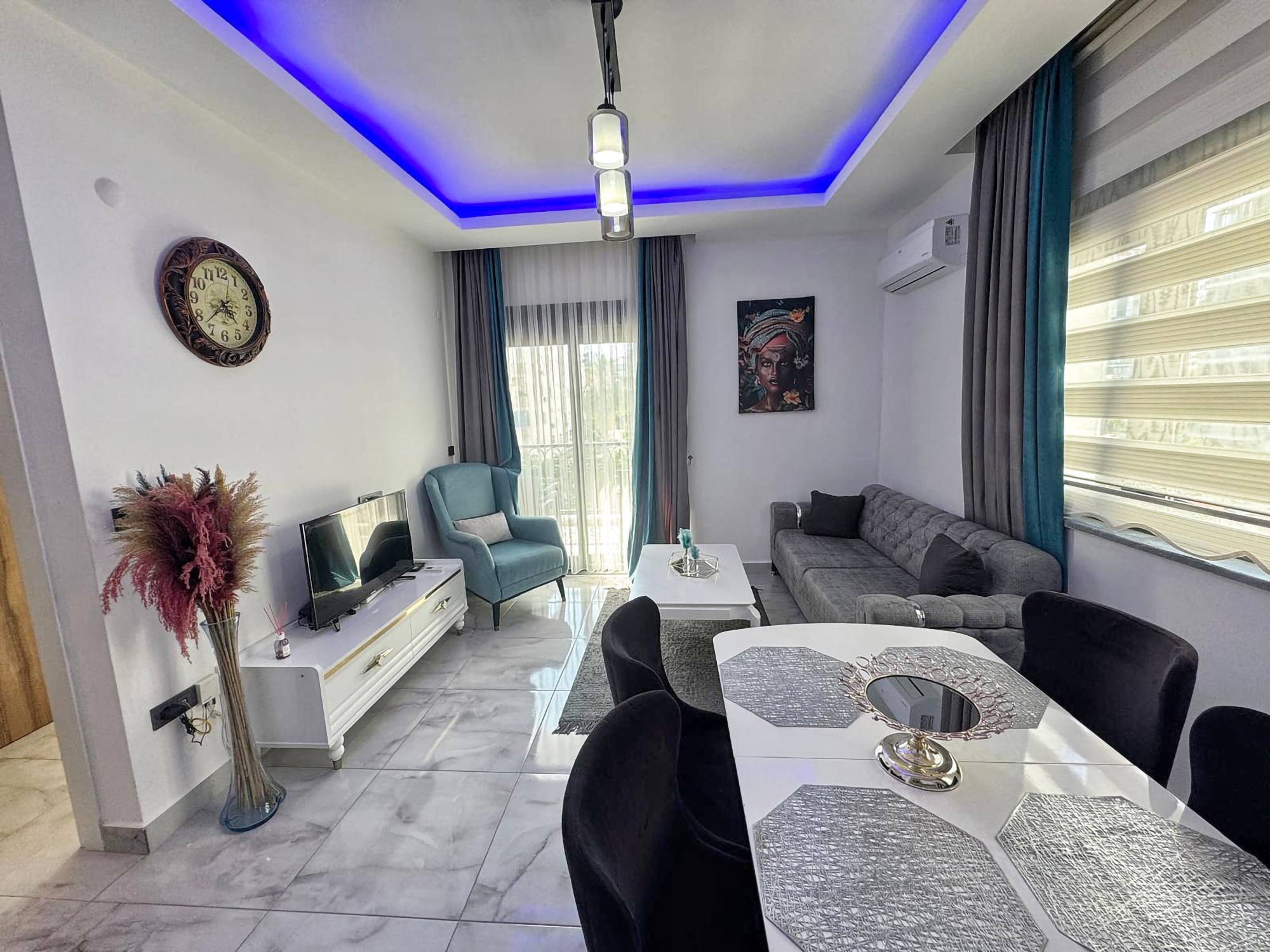Luksuriøs 1+1 Leilighet med Fjellutsikt i Mahmutlar, Alanya