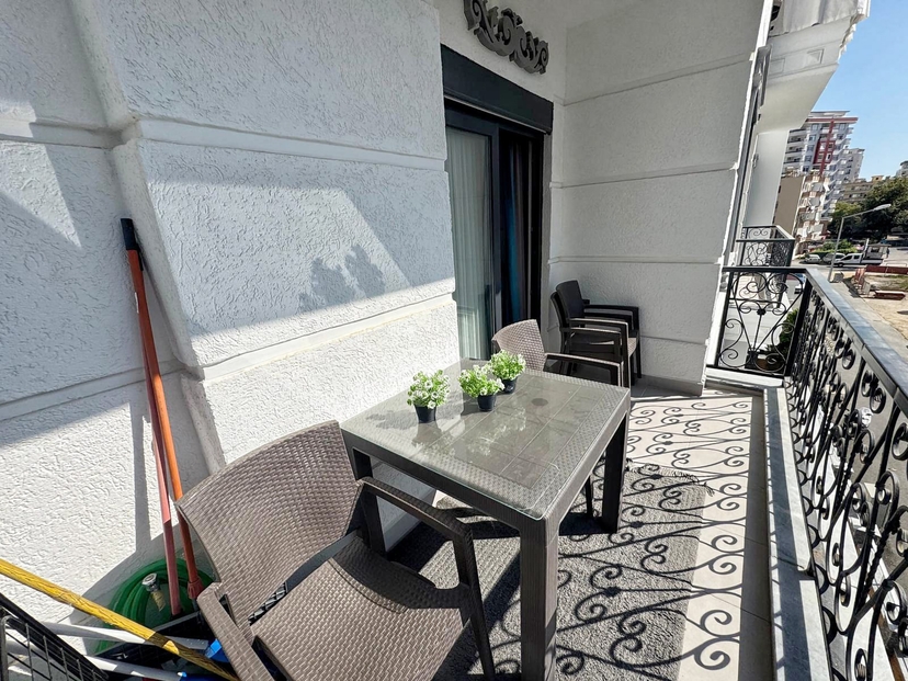 Luksuriøs 1+1 Leilighet med Fjellutsikt i Mahmutlar, Alanya