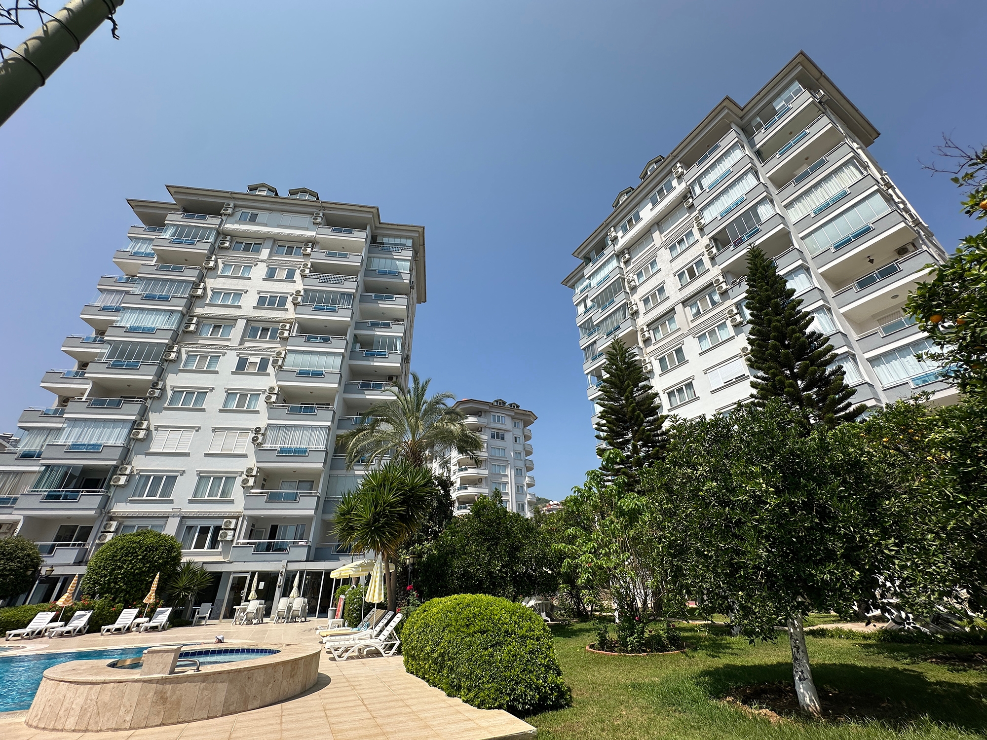 Slott- och bergsutsikt 1+1 lägenhet, Alanya - Cikcilli