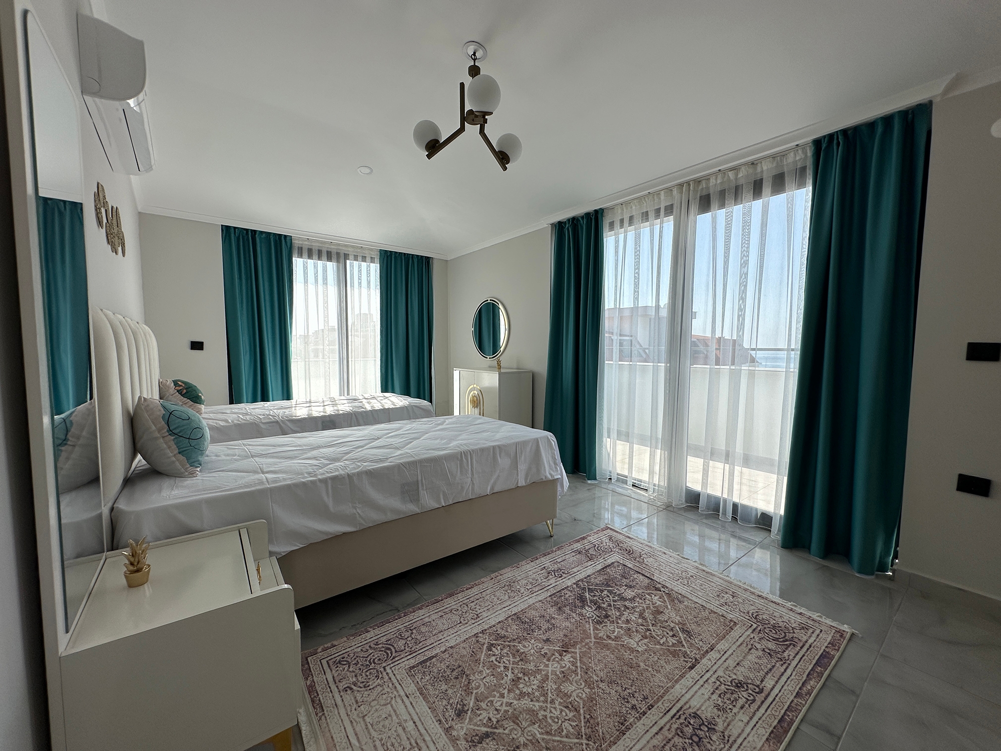 Luxuriöses 3+1 Penthouse mit atemberaubendem Blick auf das Meer und die Berge, Alanya Kestel