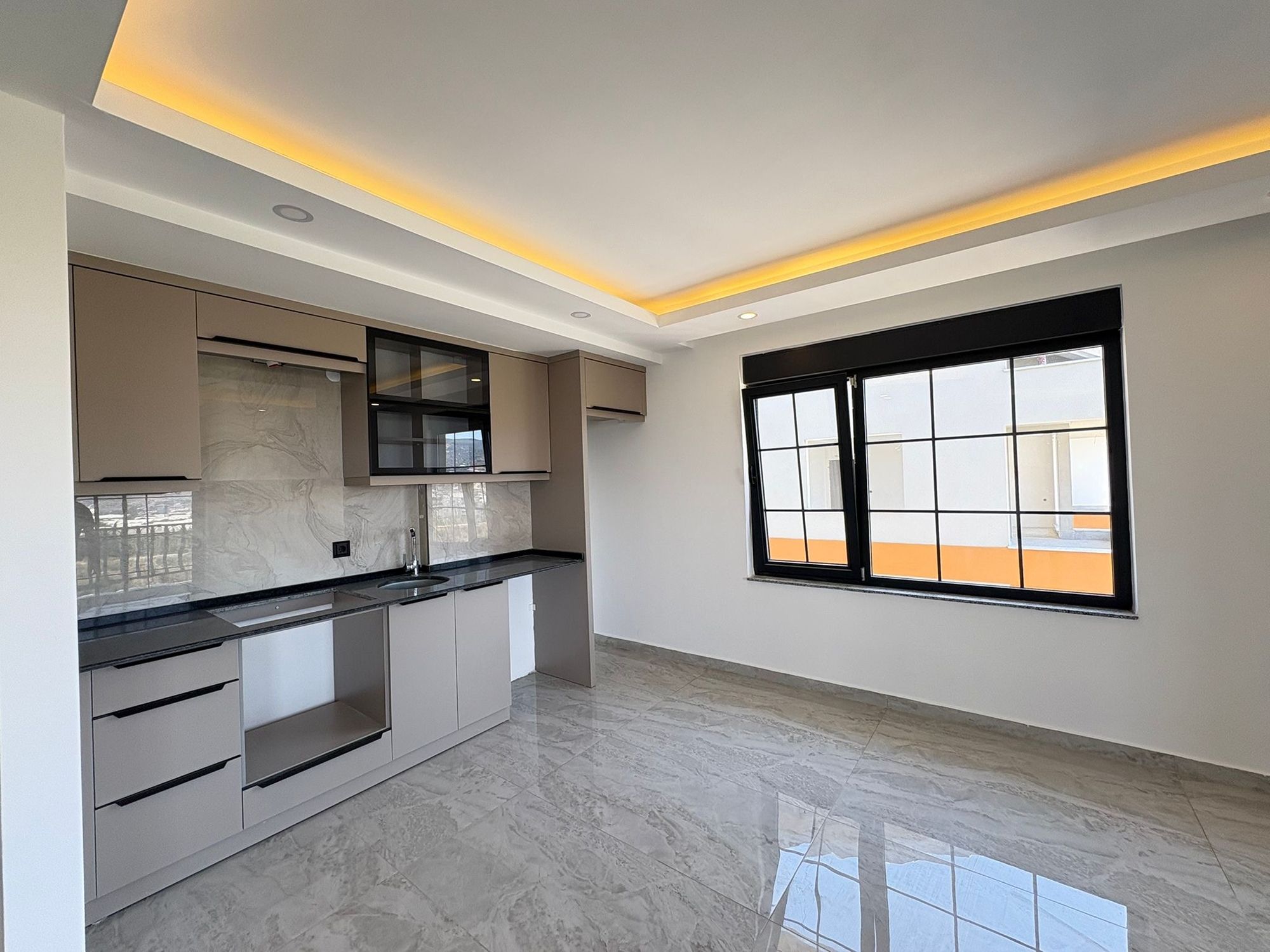 Luksuriøs 2+1 Penthouse med Fjellutsikt, Alanya