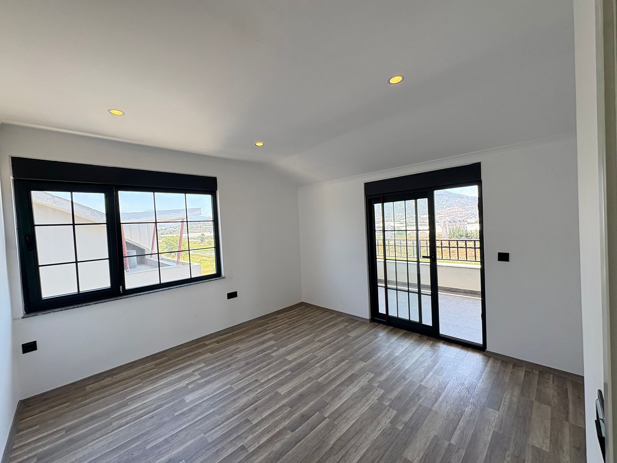 Luksuriøs 2+1 Penthouse med Fjellutsikt, Alanya