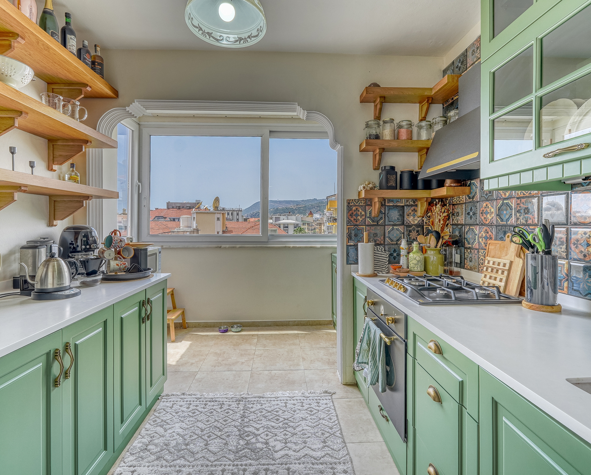 1+1 Wohnung mit Bergblick im Stadtzentrum von Alanya