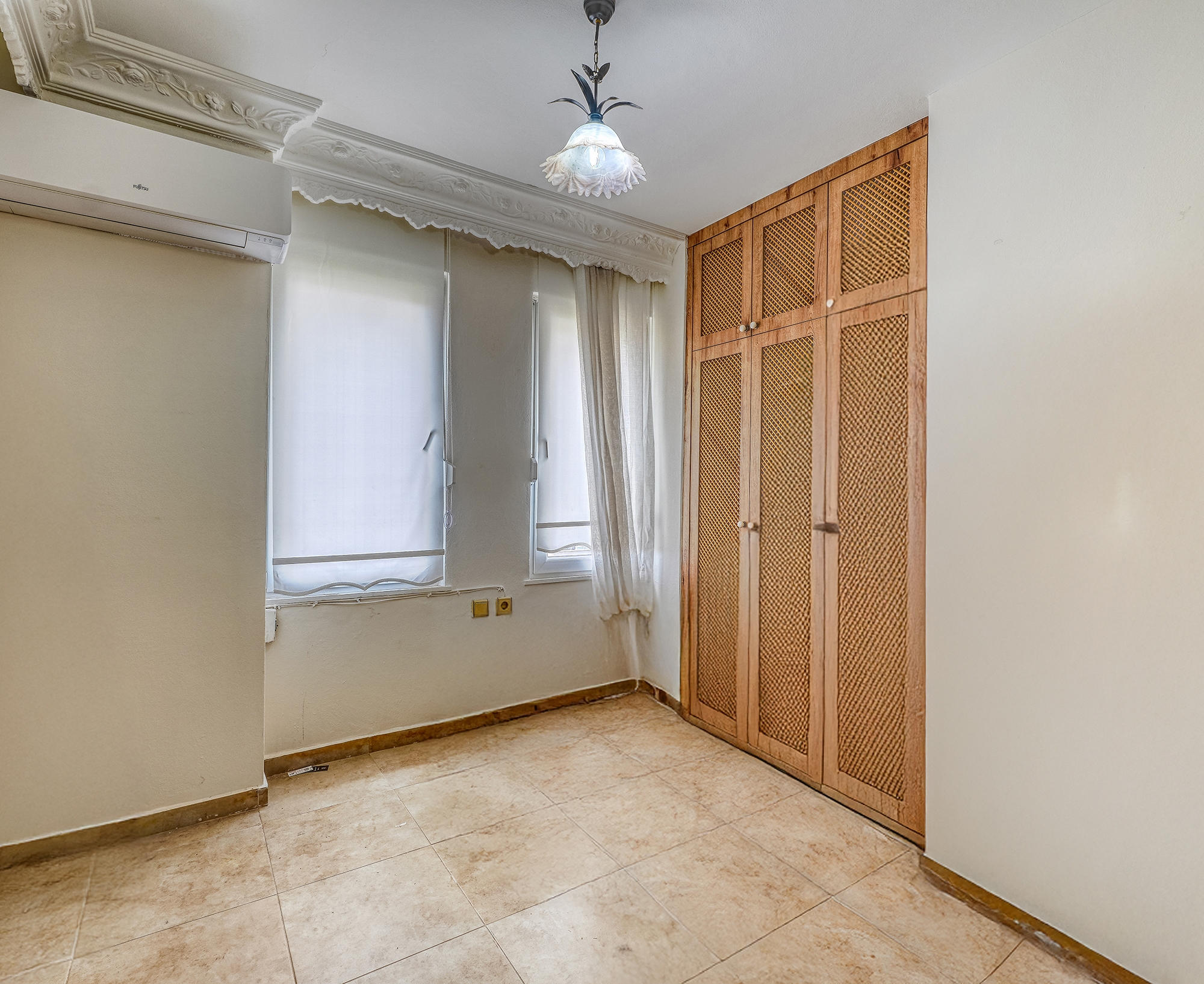 1+1 Wohnung mit Bergblick im Stadtzentrum von Alanya