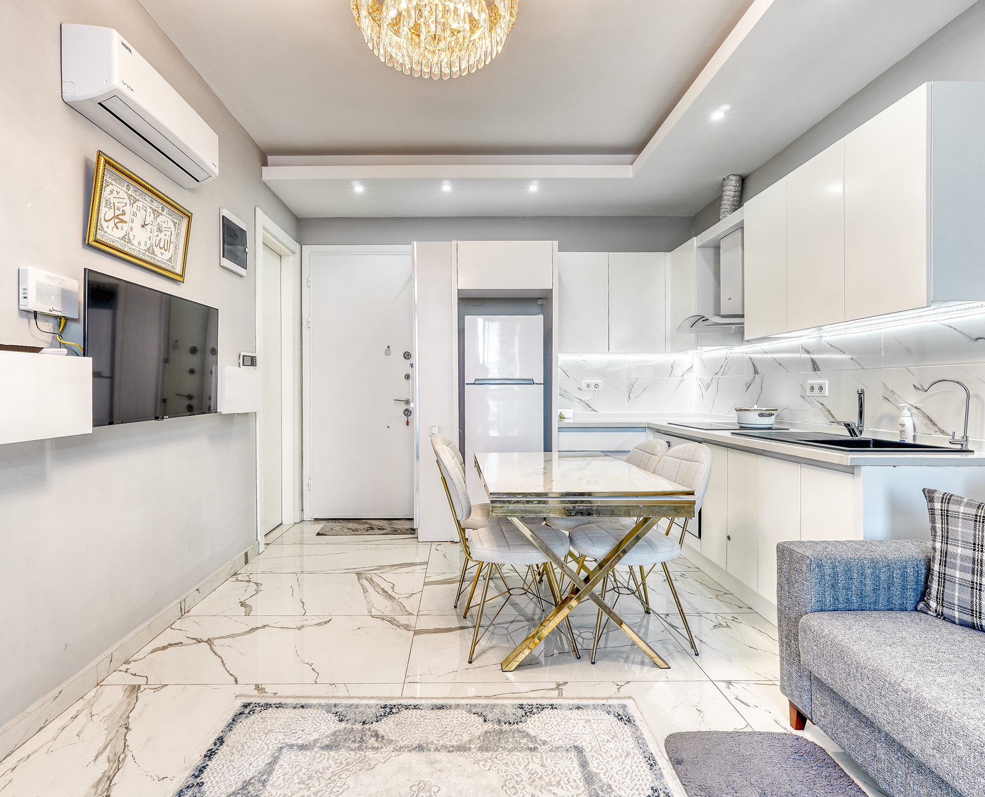 Luxury 1+1 Apartment with Mountain View, Alanya