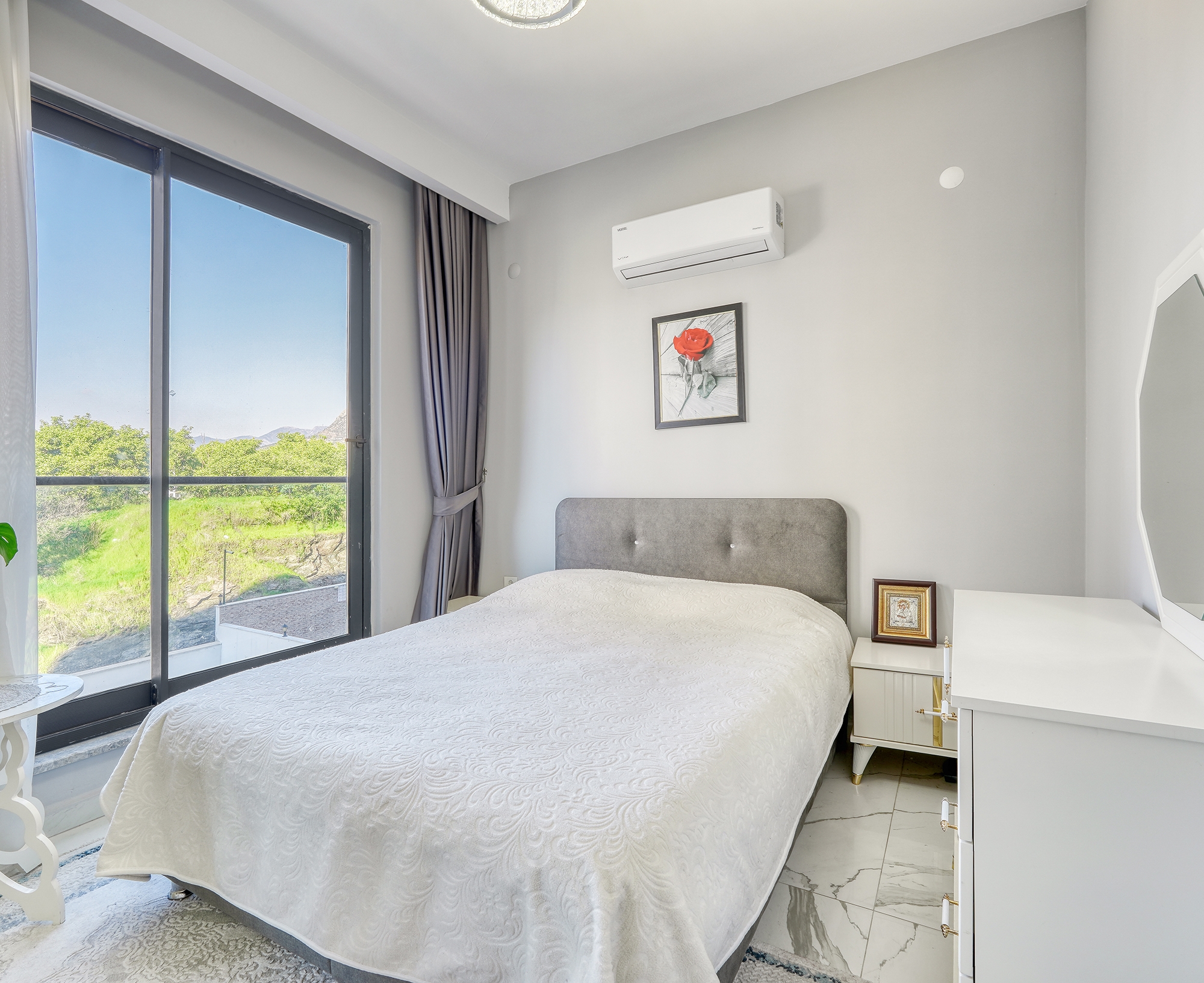 Luxury 1+1 Apartment with Mountain View, Alanya