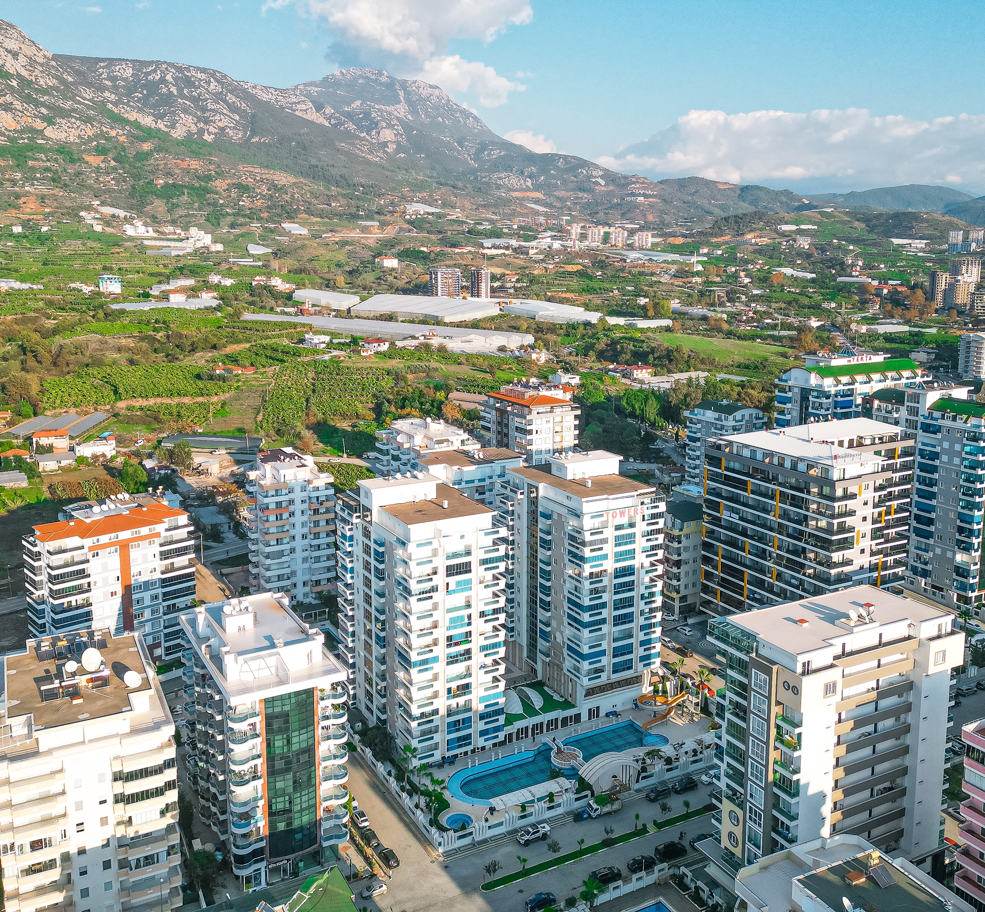 Luxury 1+1 Apartment with Sea and Mountain Views, Alanya